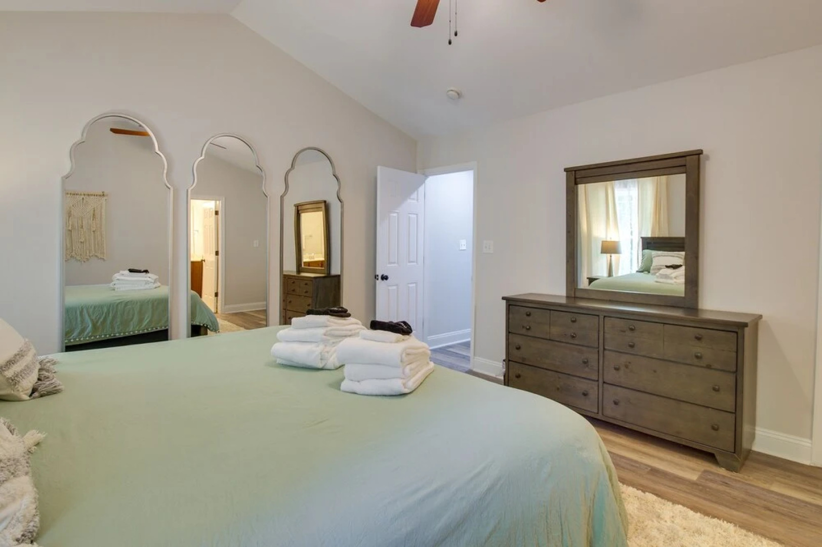 Lynchburg Rental w/ Deck: Near Downtown!