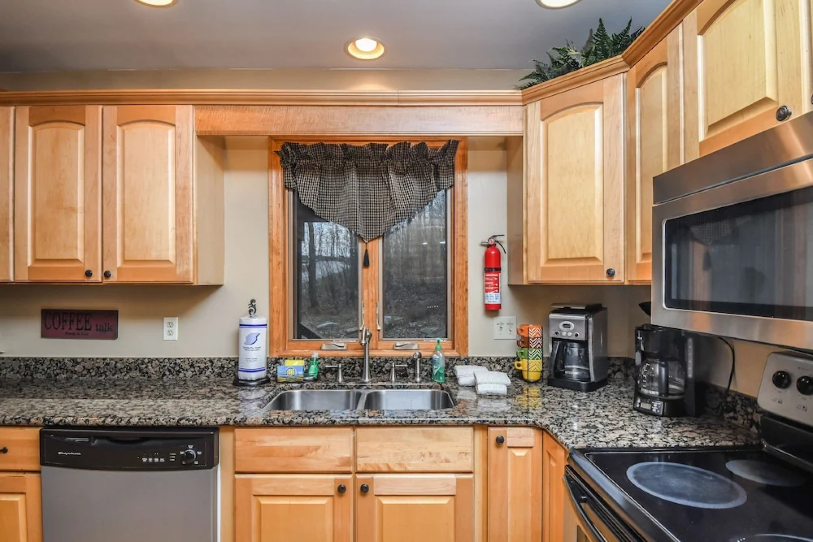 Rocky Adventures 5 Bedroom House