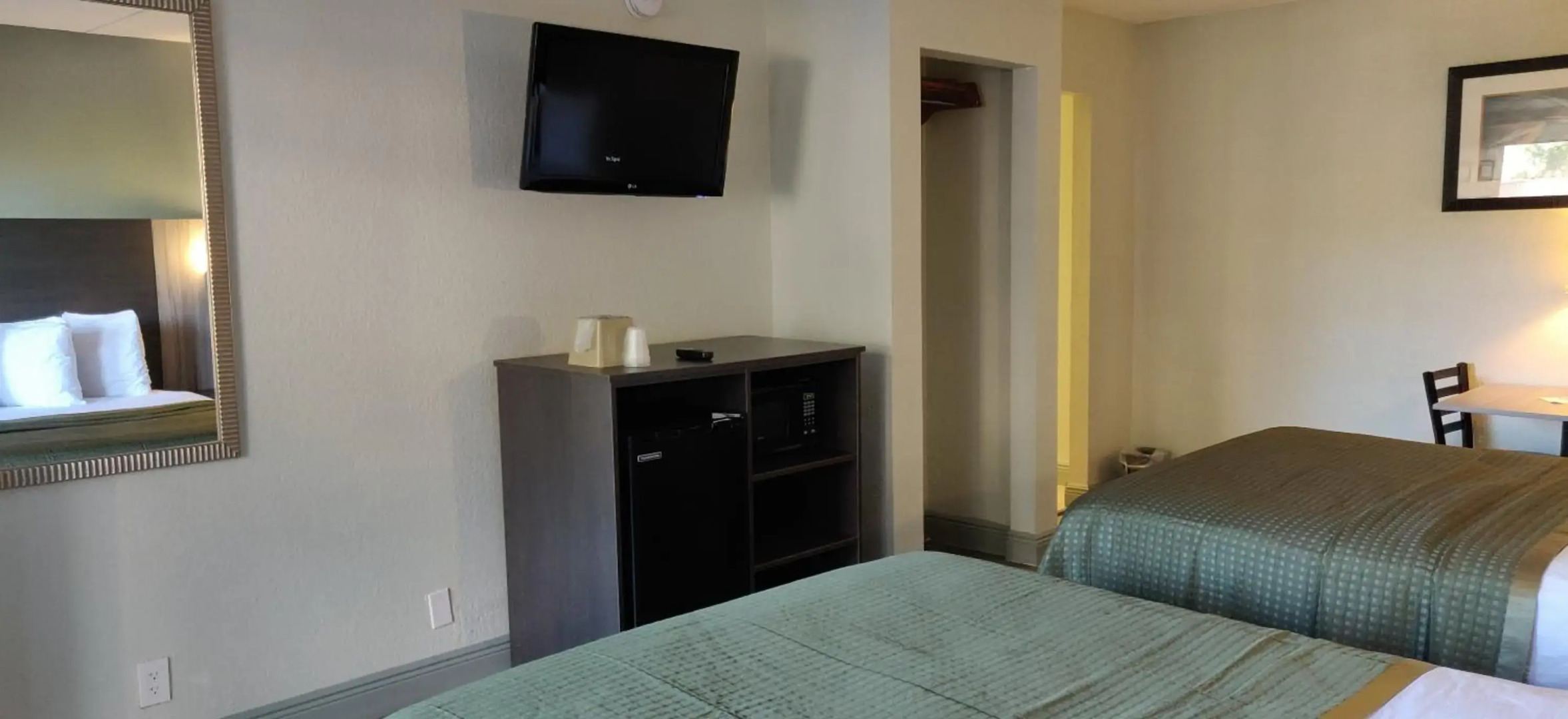 Rodeway Inn Near Ybor City - Casino