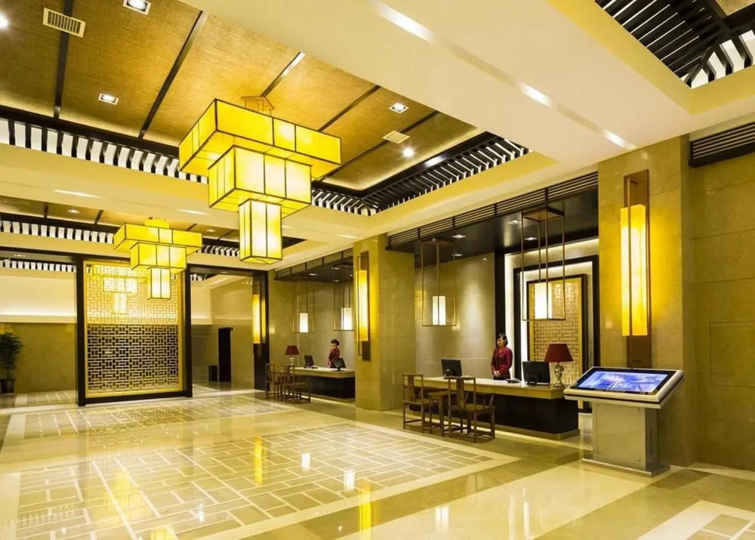 Solo Wandering Hot Spring Hotel