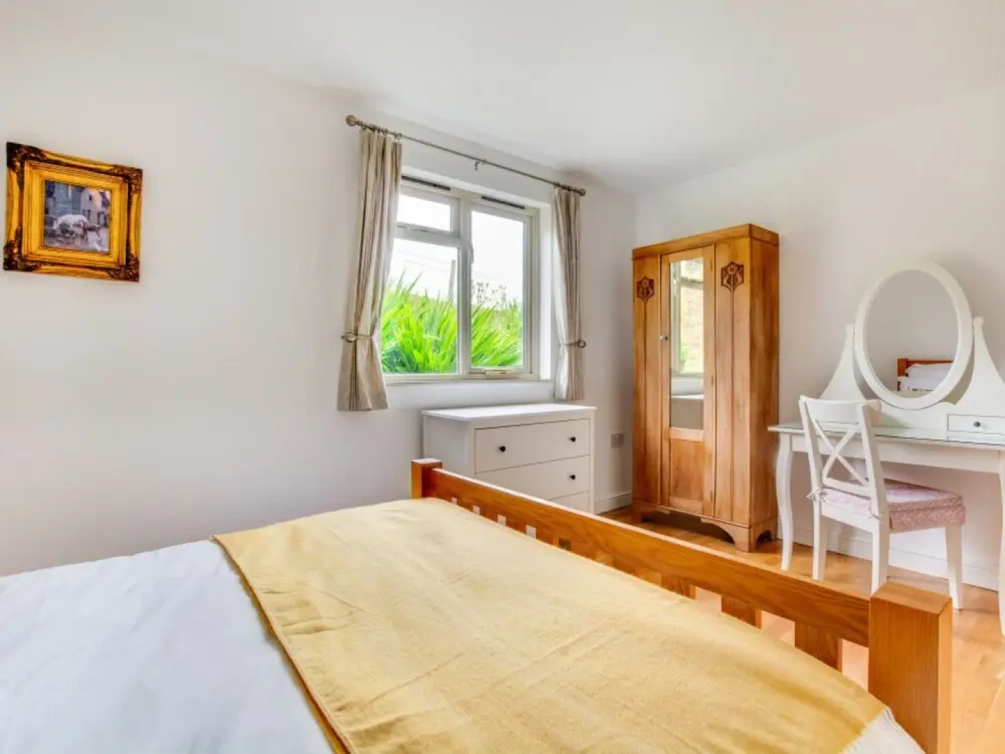 Holiday Home Broomhurst Grove