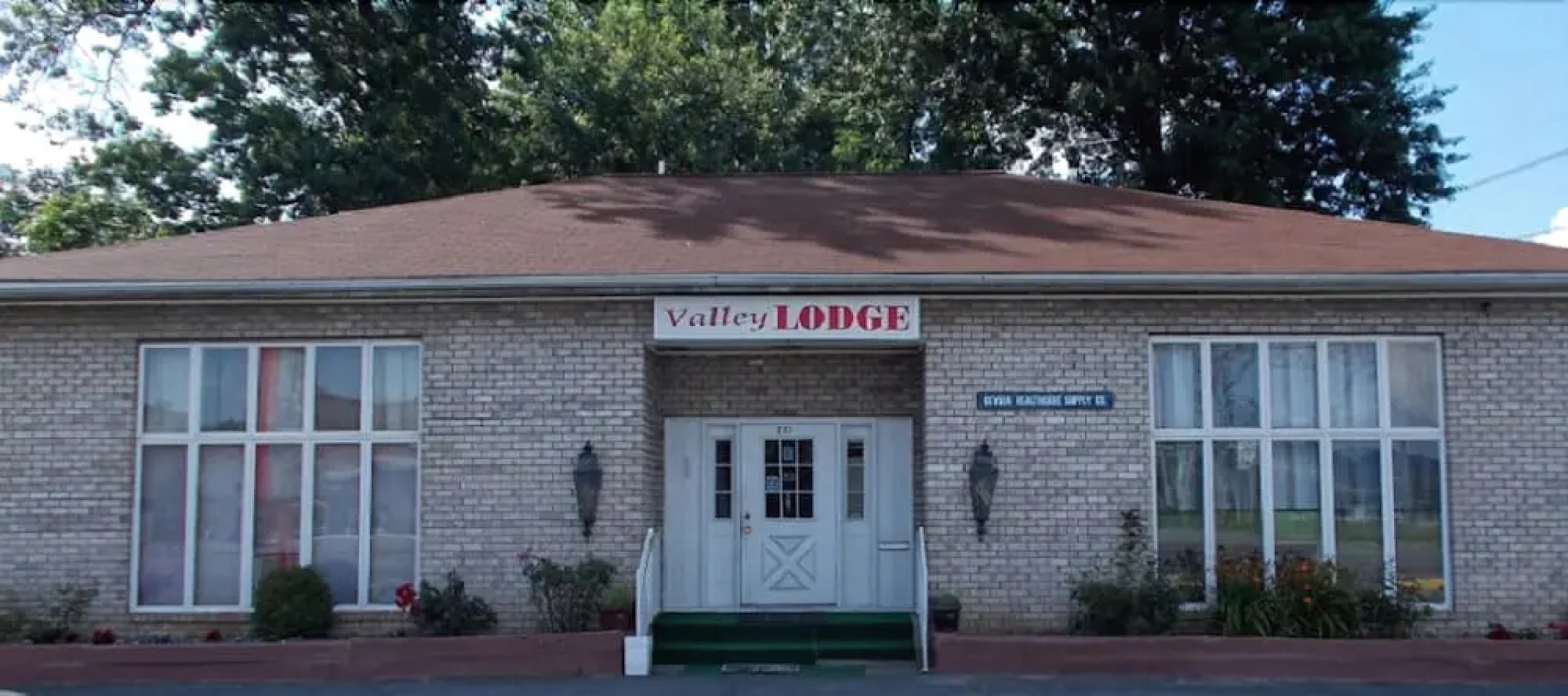 Valley Lodge Motel