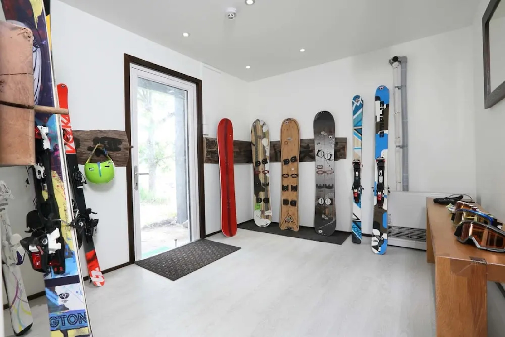 Hakuba Slopeside Chalet