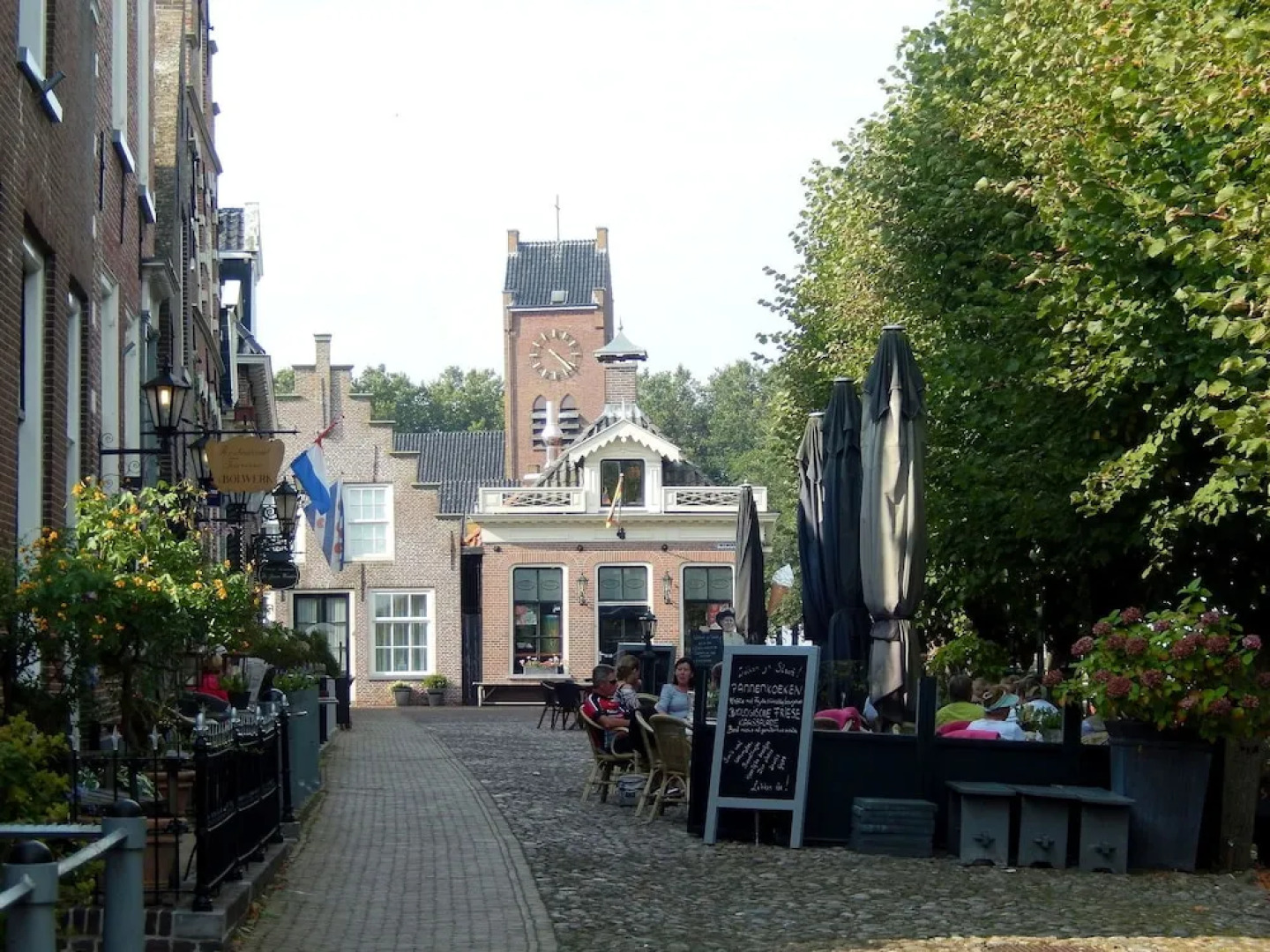 Luxury Villa with Boathouse & Jetty near Stavoren