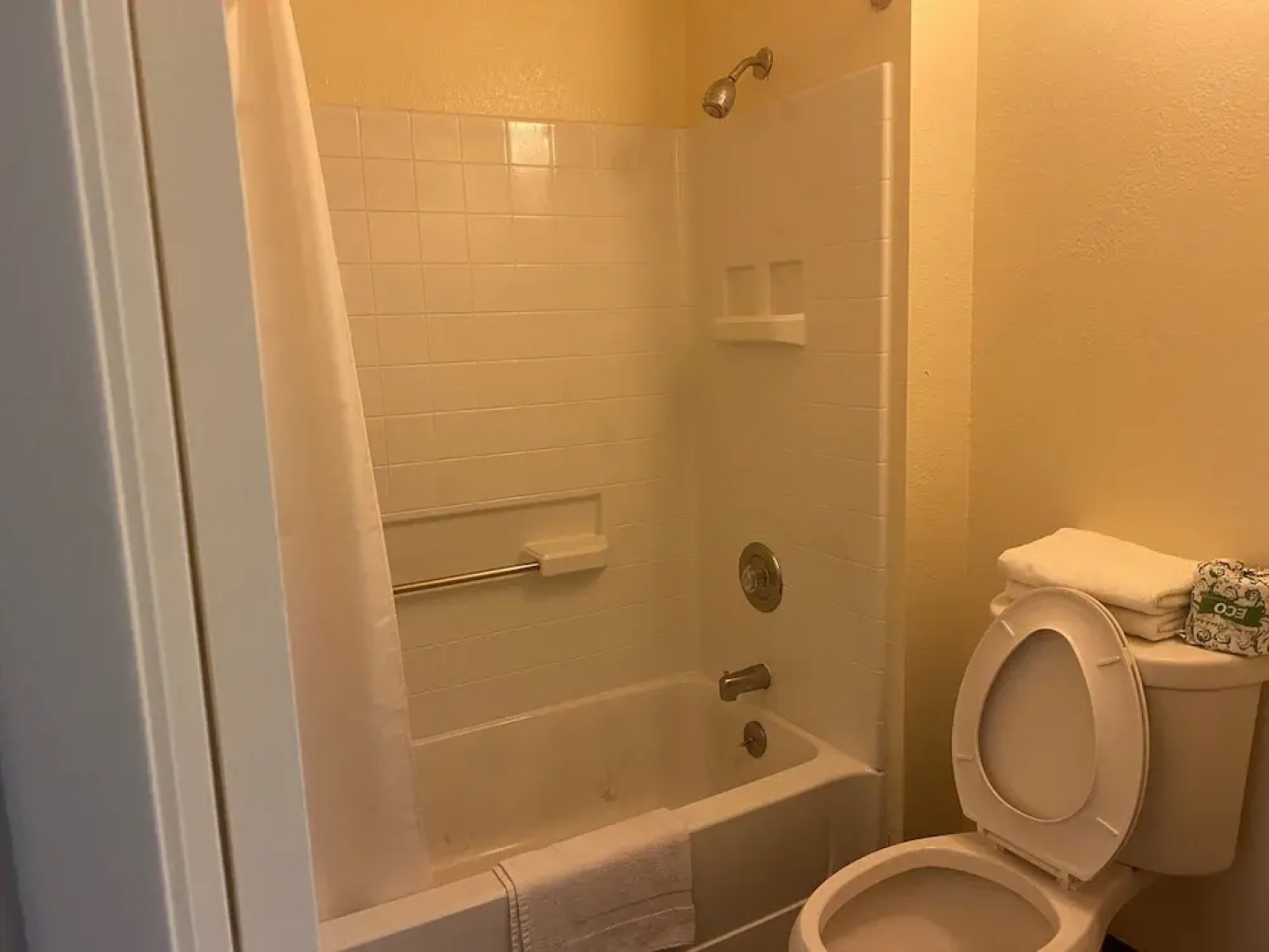 Budget Inn and Suites