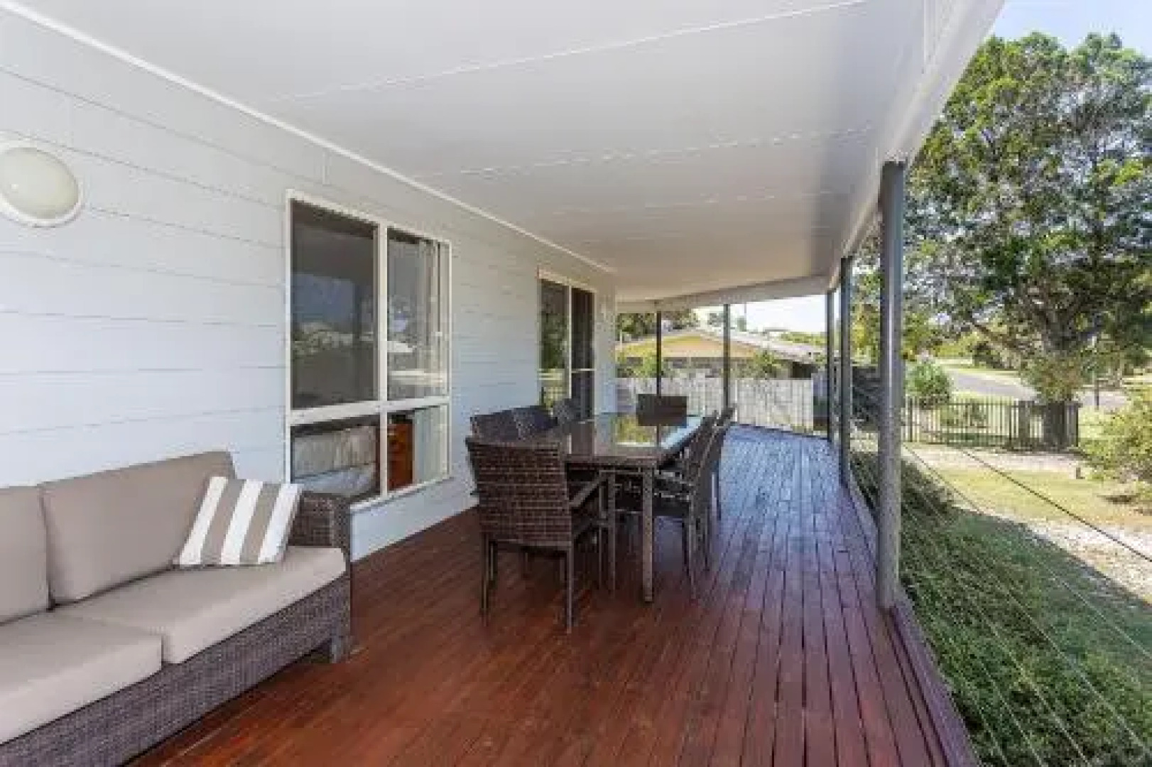 14 Zircon Street Centrally Located Family Home With Covered Deck Close To Patrolled Beach & Shops