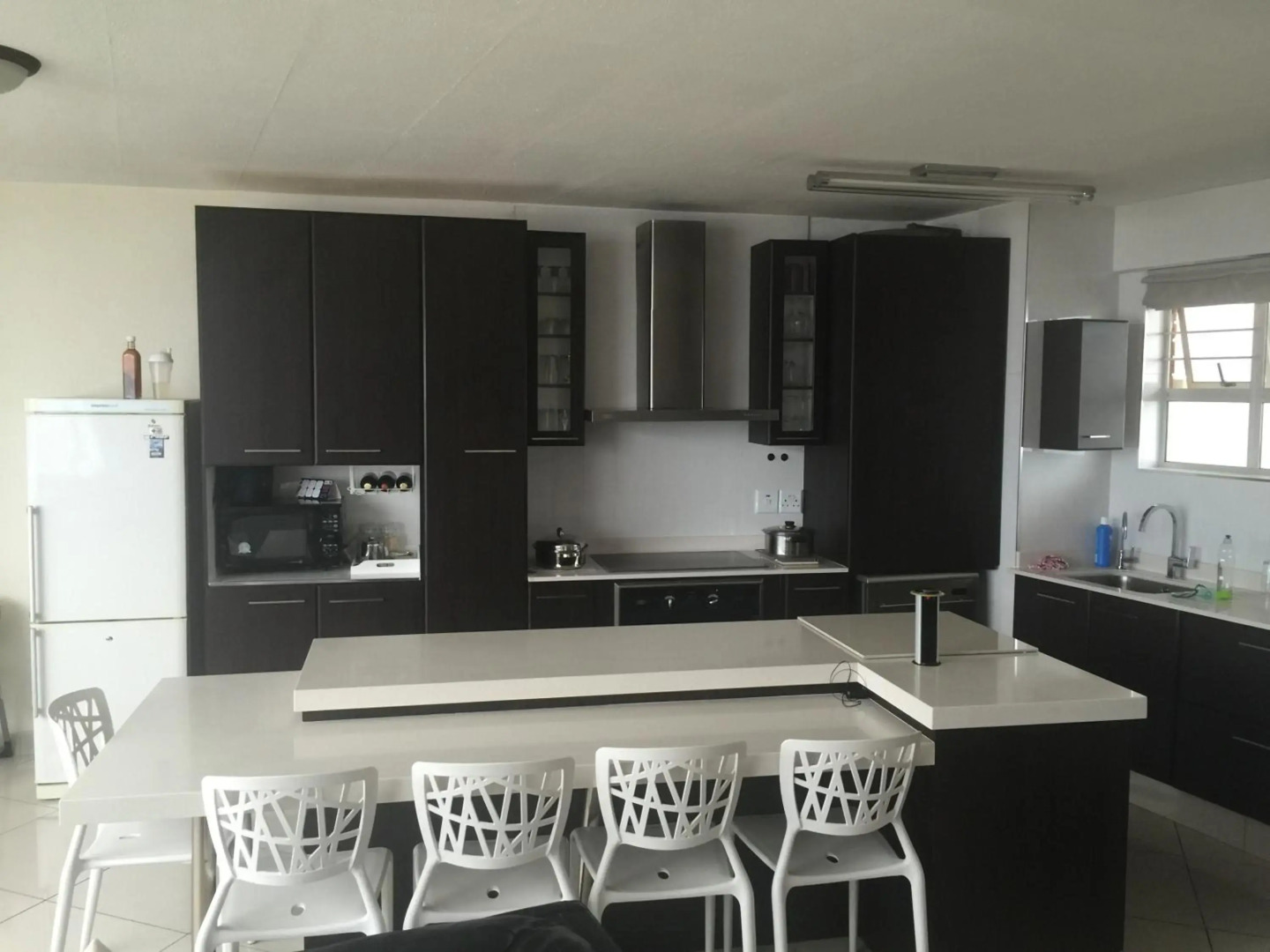 Shangri LA Apartment 208 & 803