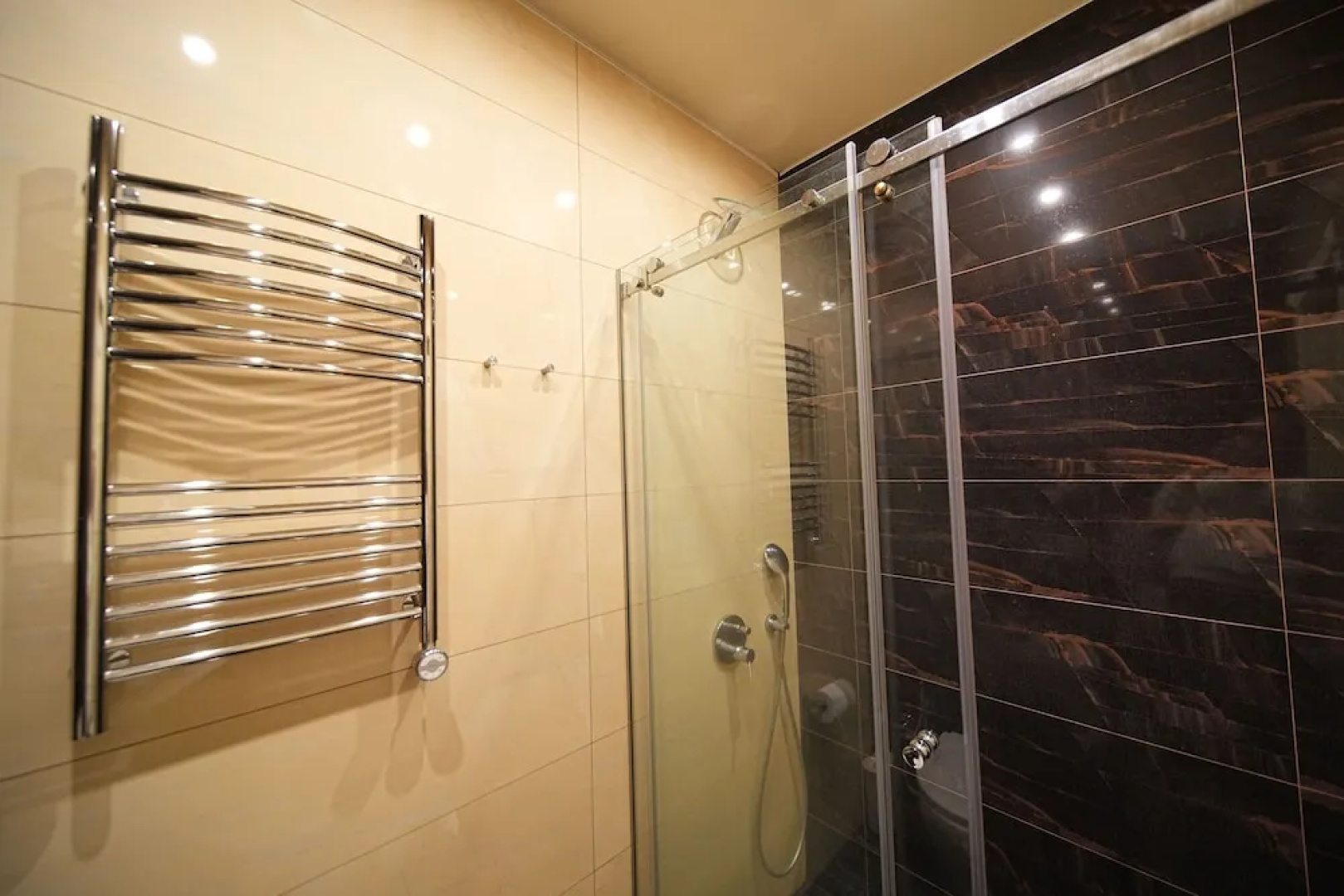 Mount Ararat View 2-bedroom Luxury Apartment by Sweet Home
