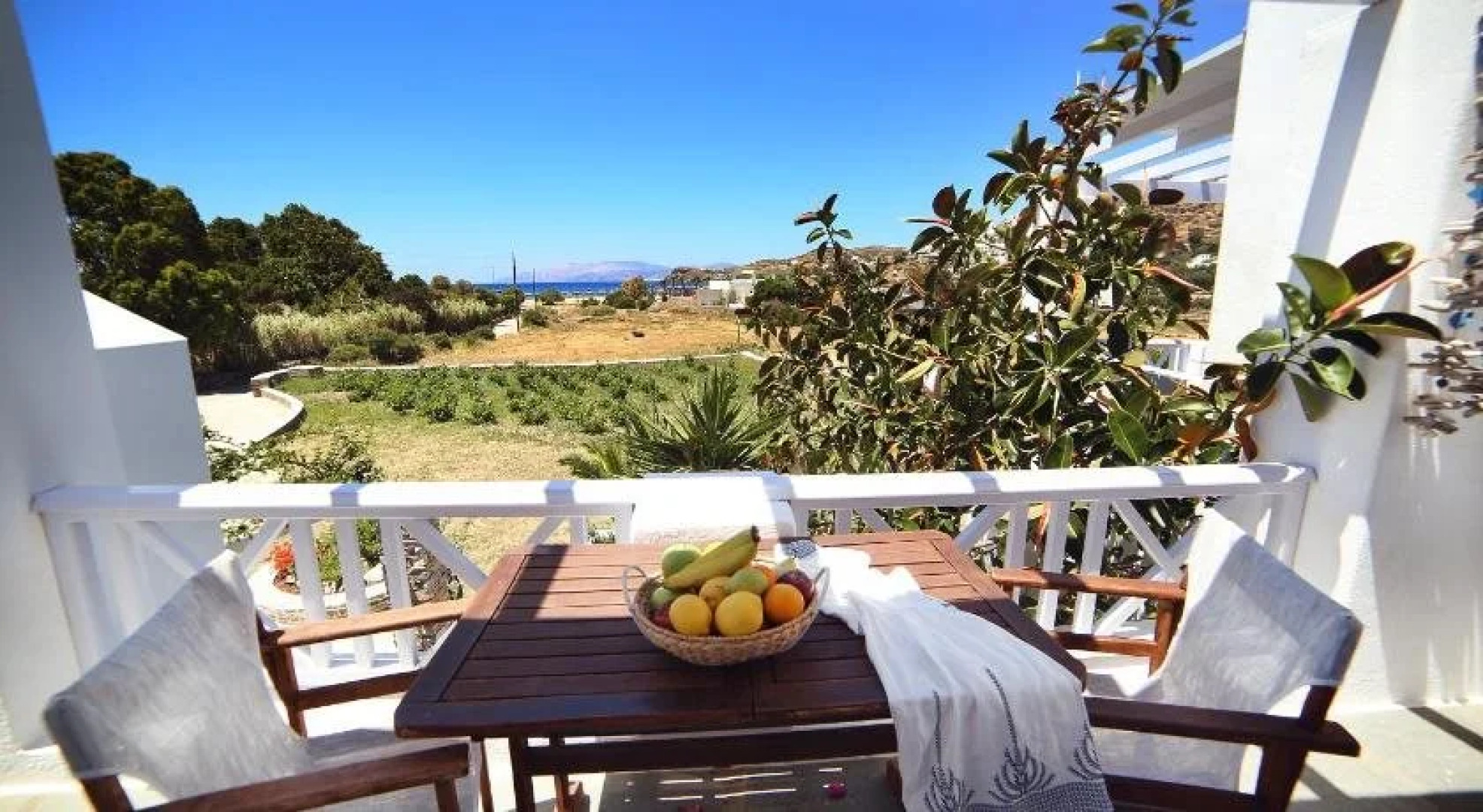 Island House Apartments