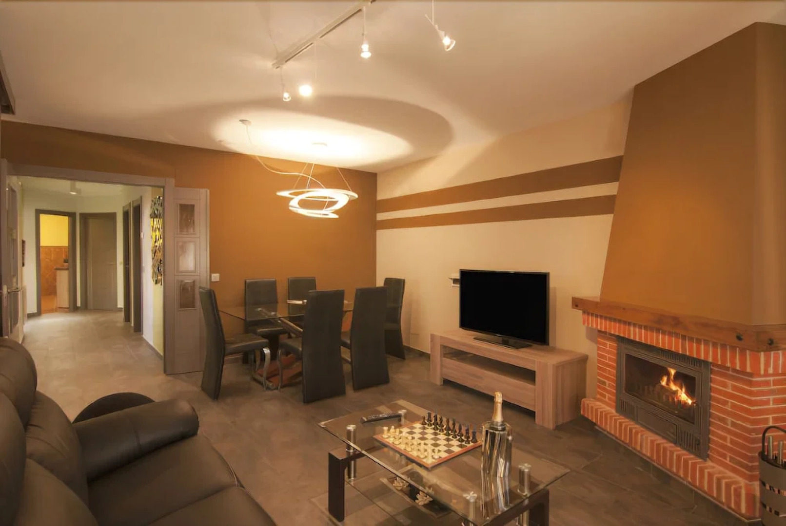 El Encanto de la Villa