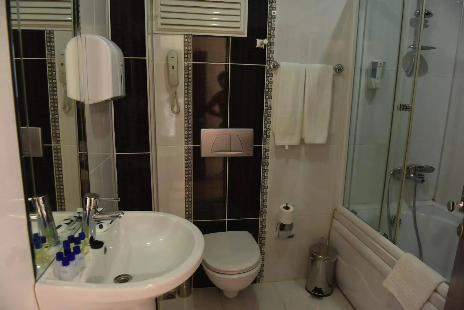 Carpediem Diamond Hotel