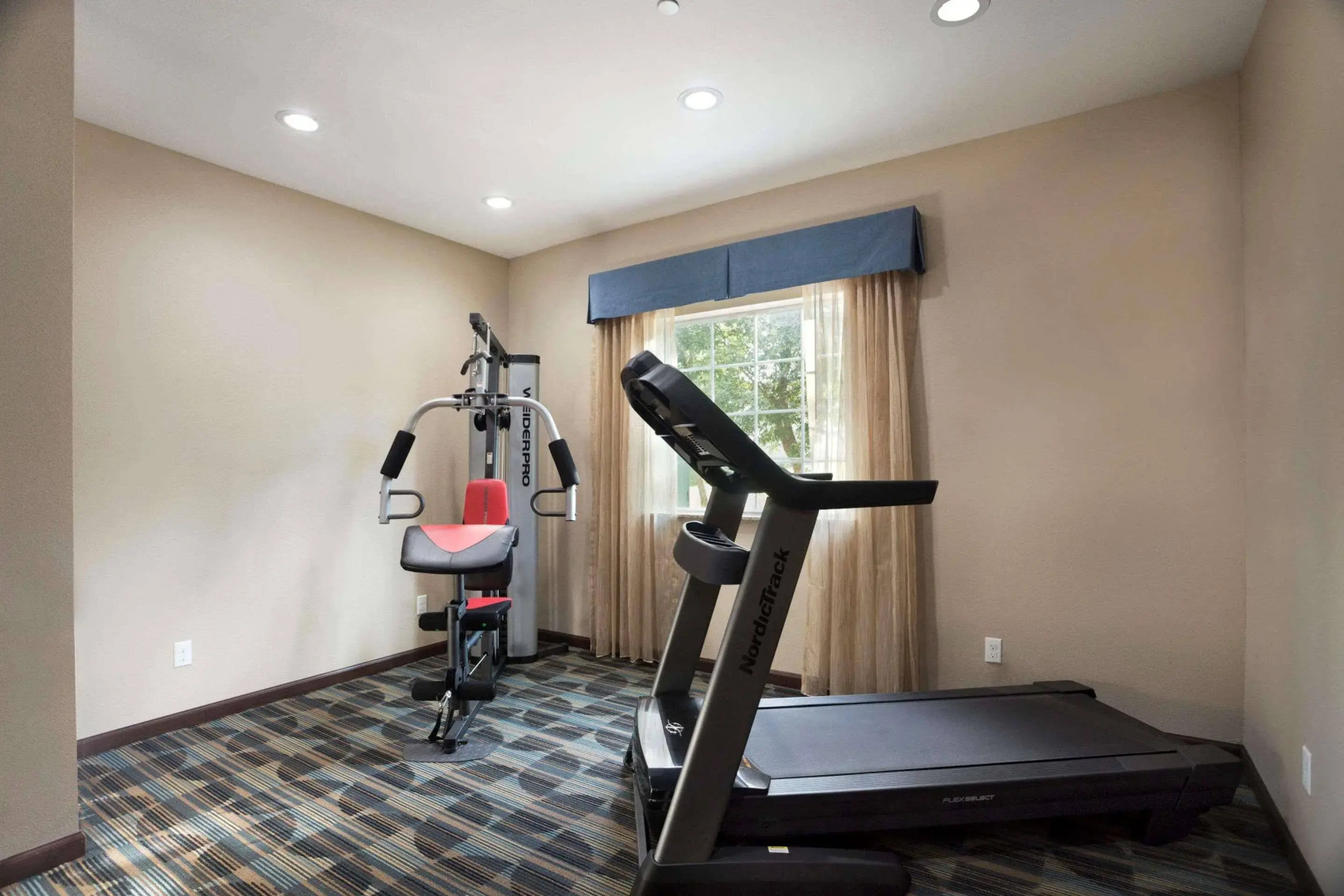 SureStay Plus Hotel by Best Western Owasso Tulsa North