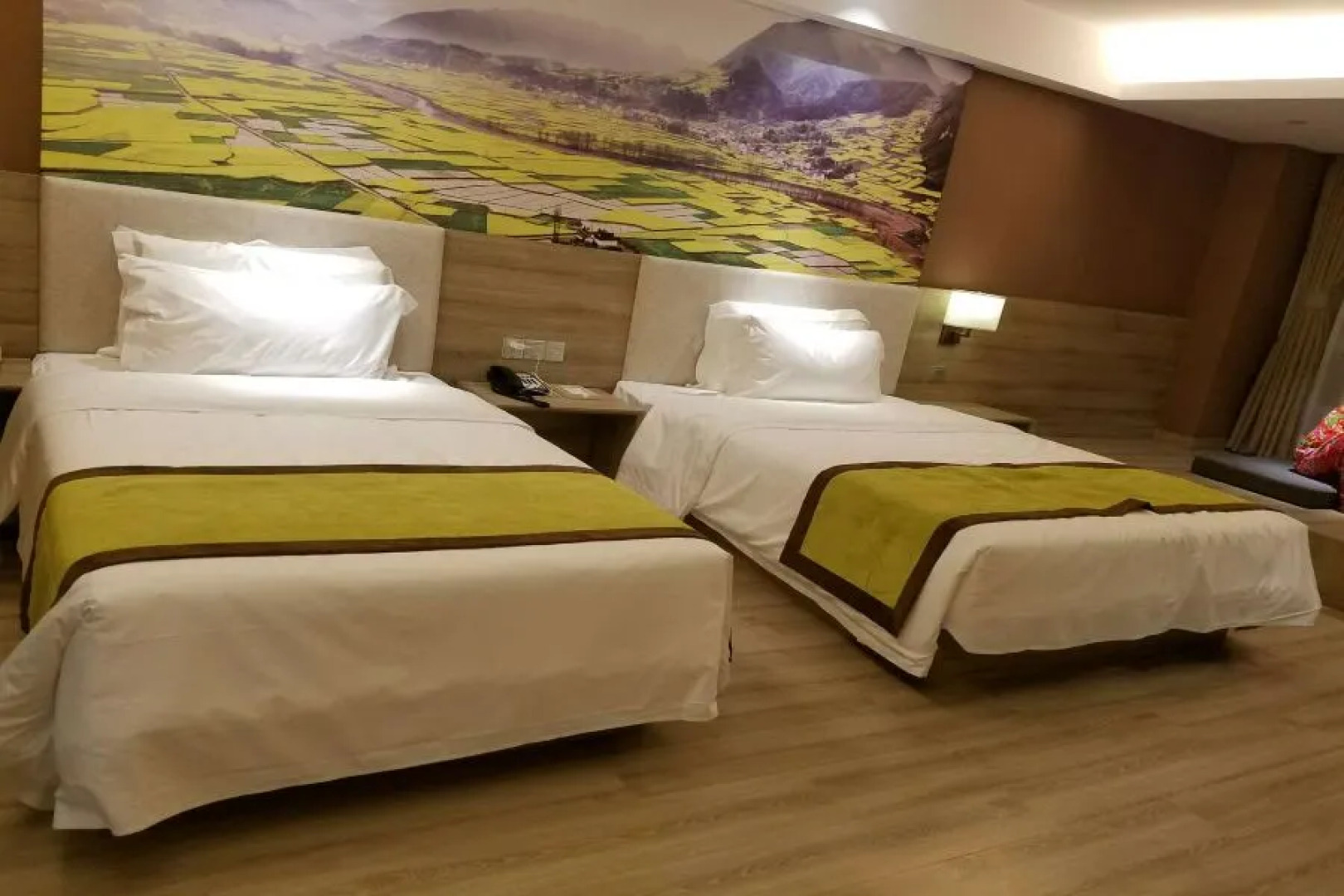 Atour Hotel Hanzhong High-Speed Railway Station