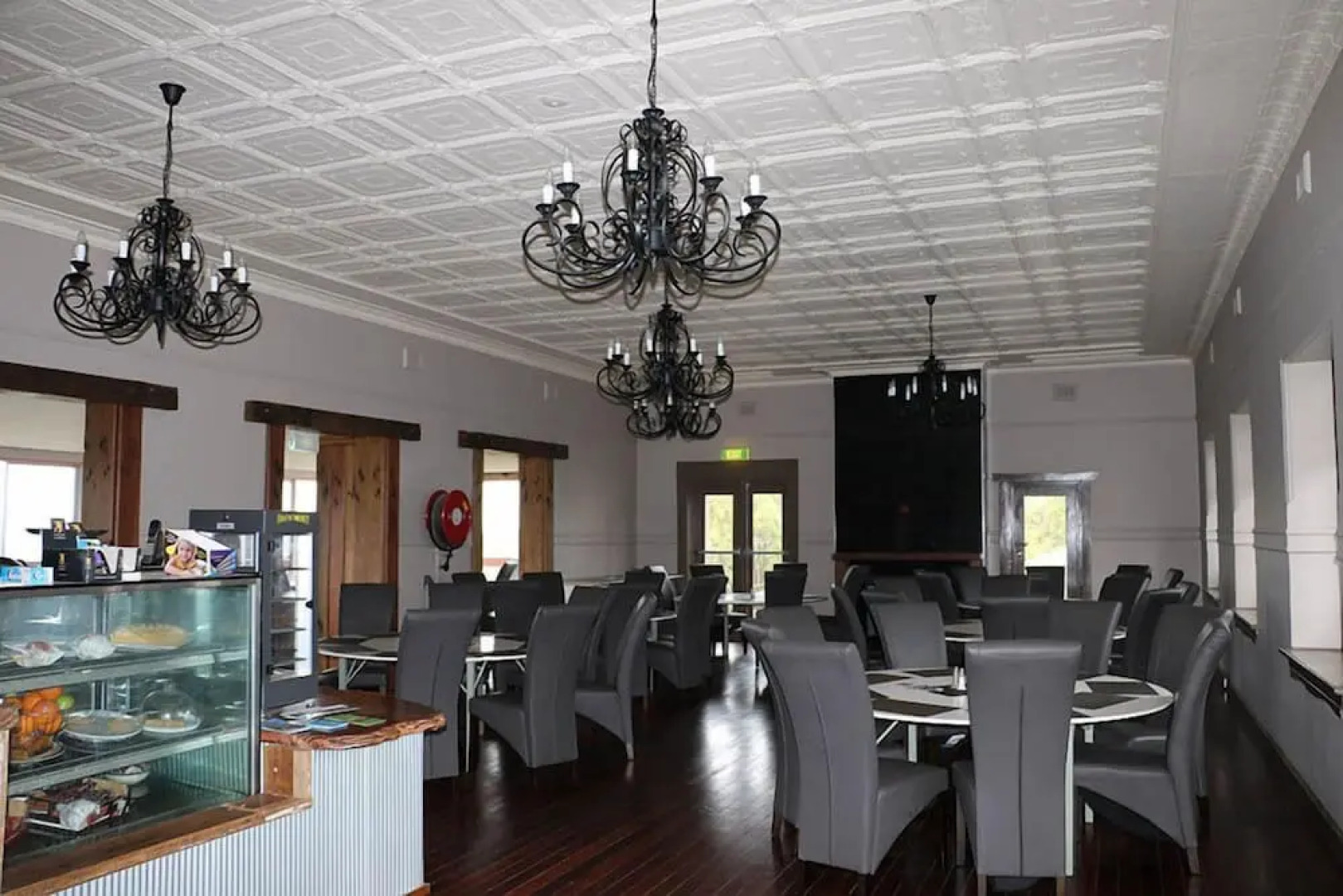 Hampton Halfway Hotel Motel