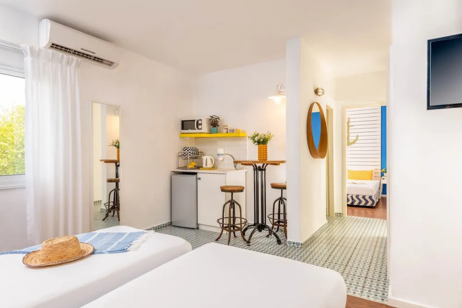 Gesher HaZiv TravelHotel