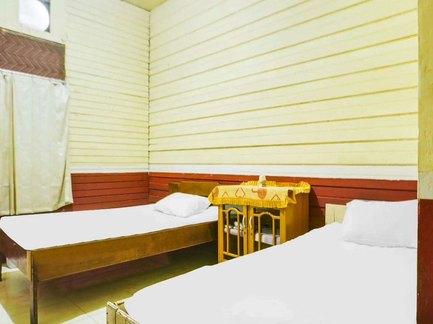 SPOT ON 91833 Hotel Anggrek Daqu Syariah Kapuas