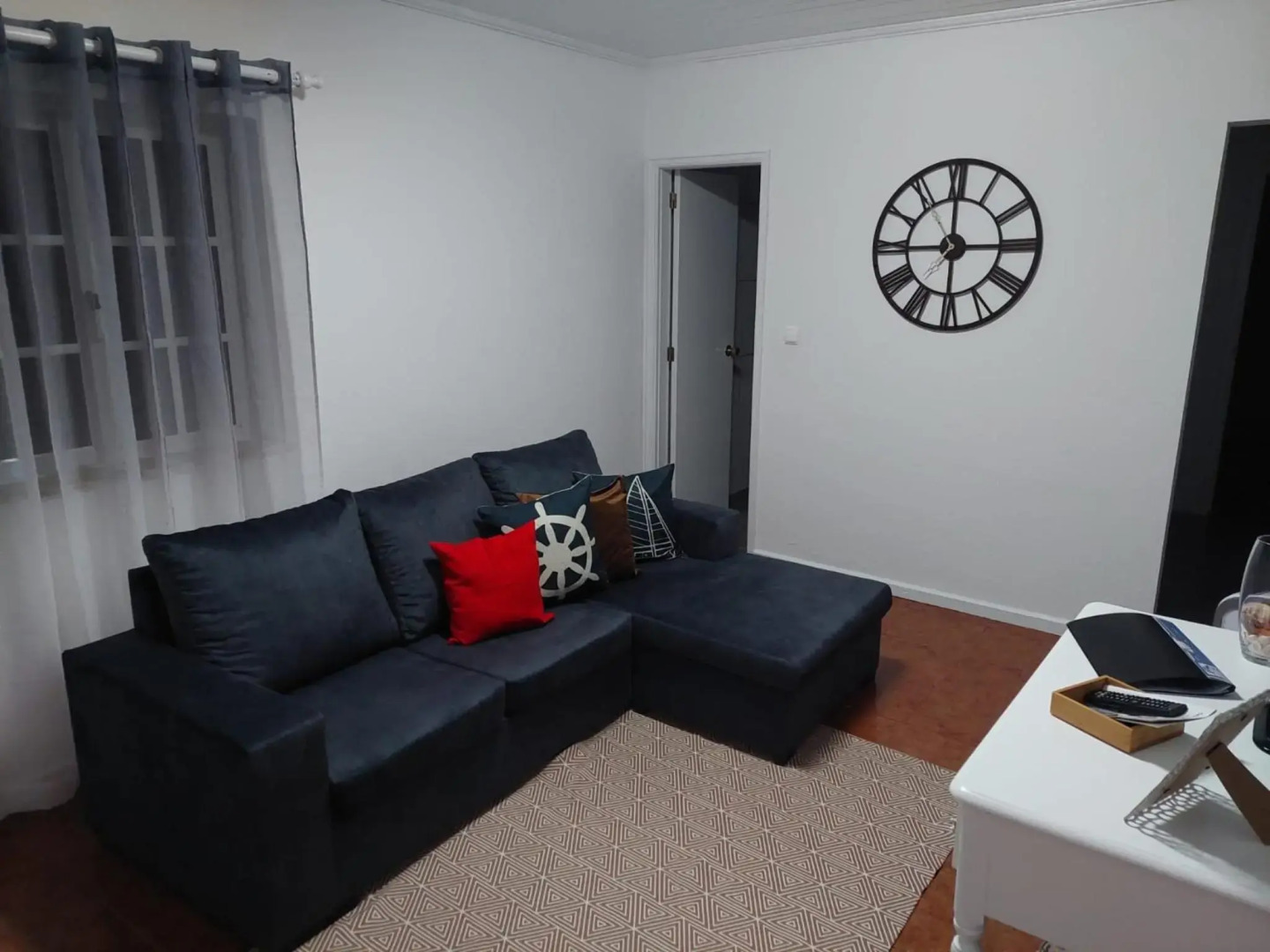 "Apartamentos do Farol" com vista para o mar