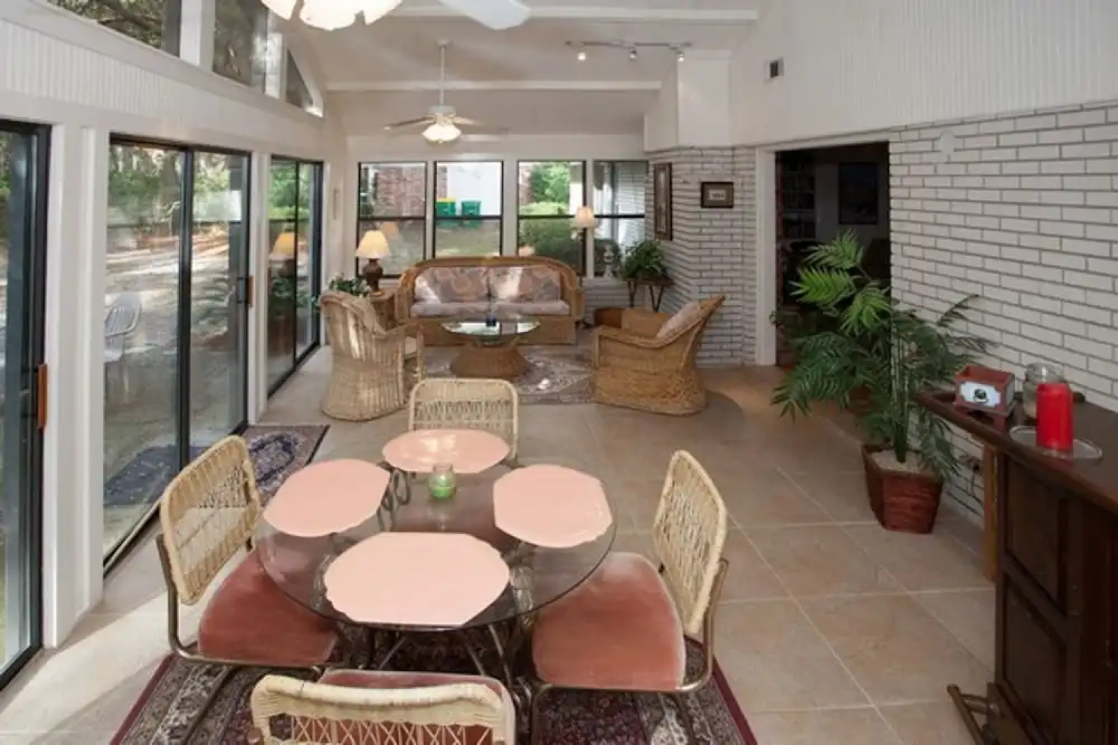 Hollybourne II by Jekyll Realty