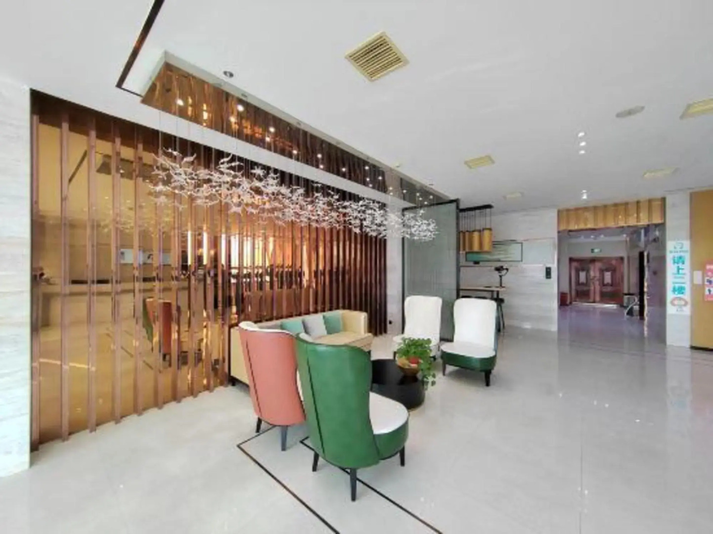 City Comfort Inn Hotel (Xiaogan Xiaochang Bus Terminal)