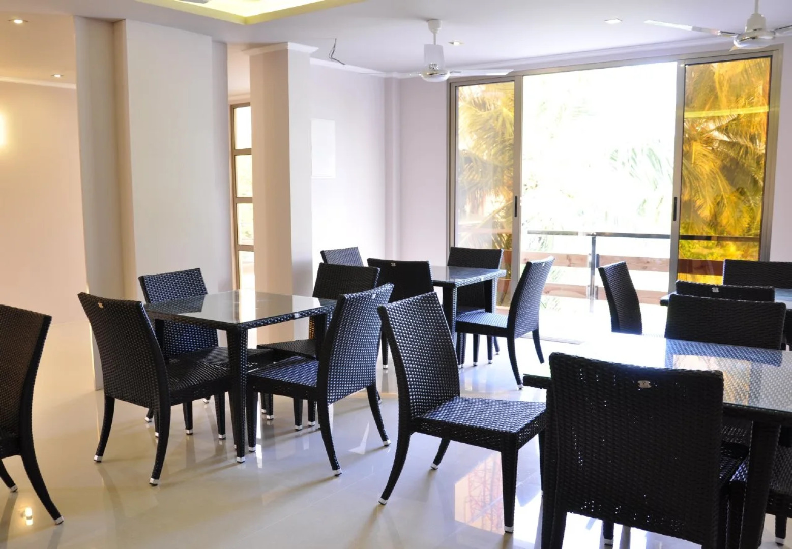 White Sand Lodge at Maafushi