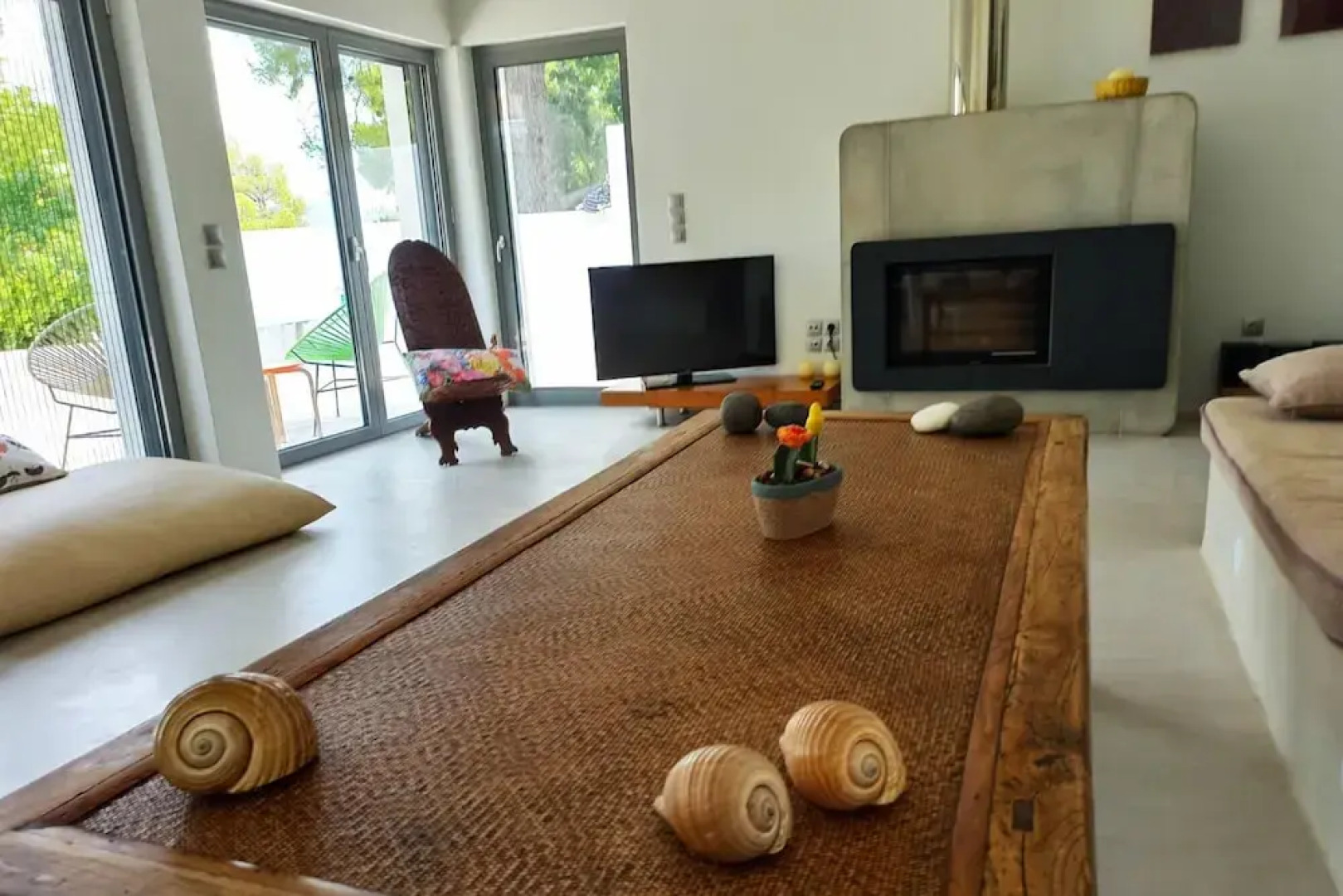 Beach Villa Next To The Waves