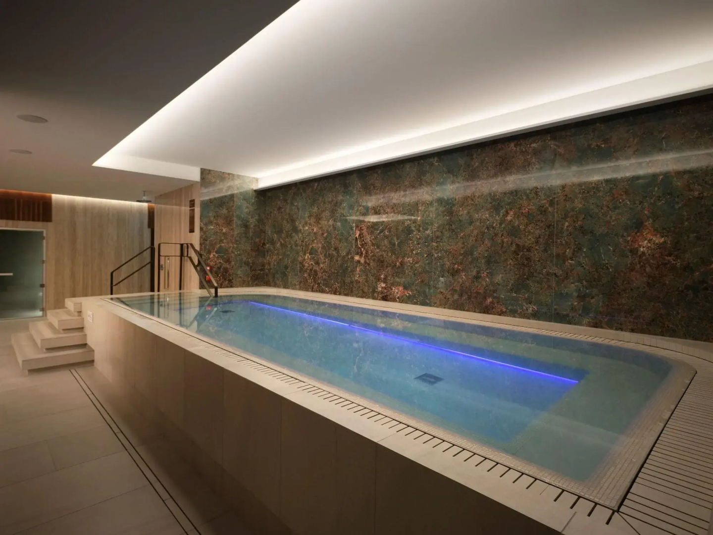 Отель Iceland Parliament, Curio Collection By Hilton