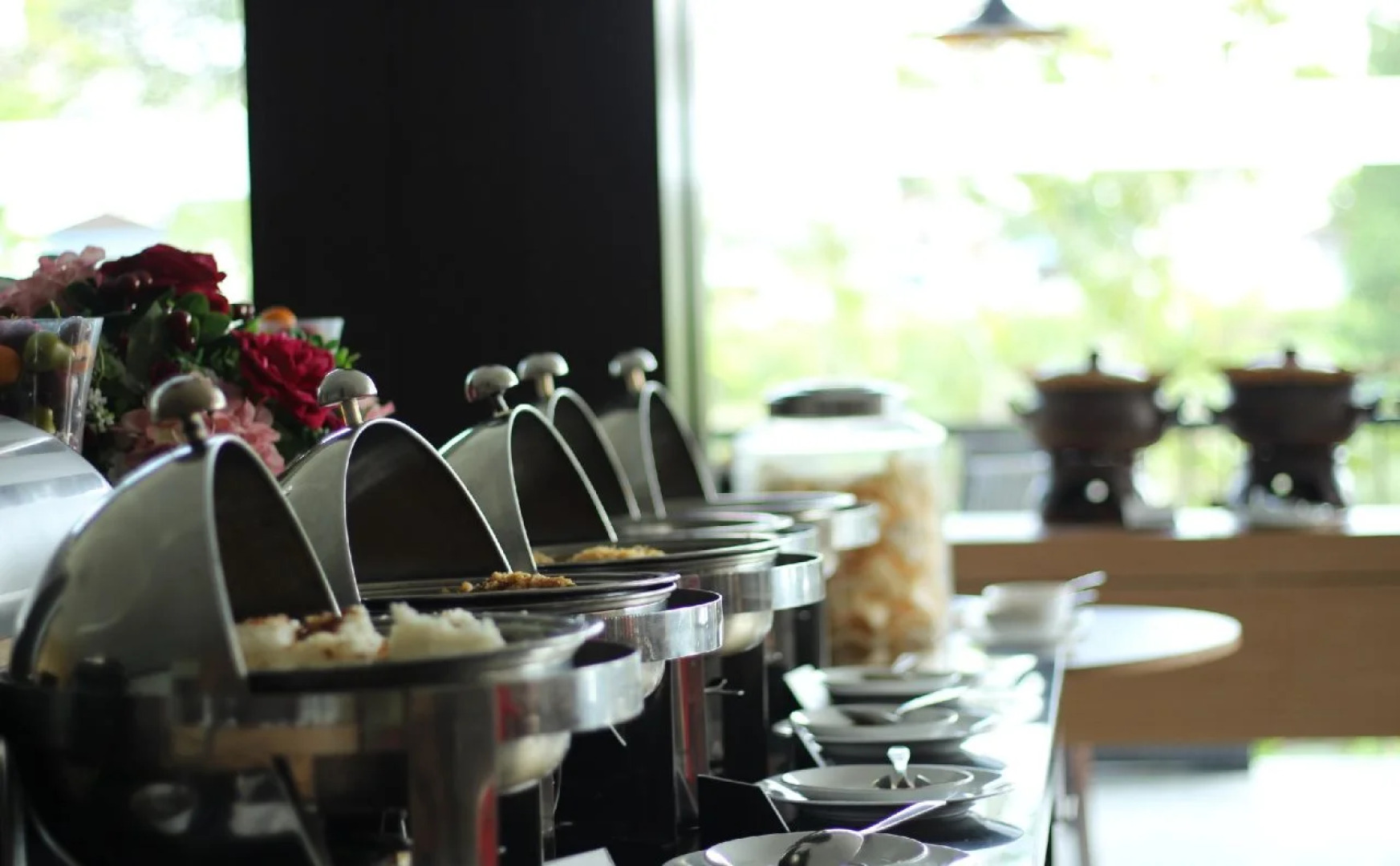 Front One Hotel Airport Solo