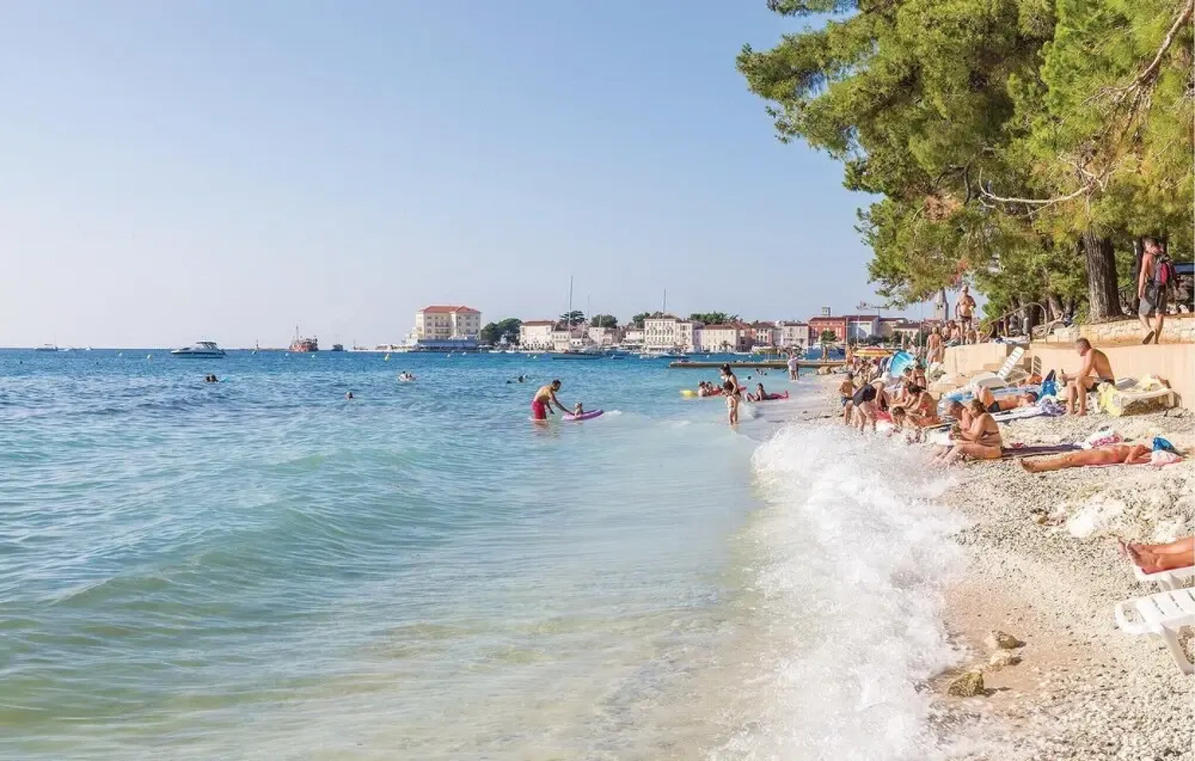 Beautiful Home in Labinci With 2 Bedrooms, Wifi and Outdoor Swimming Pool