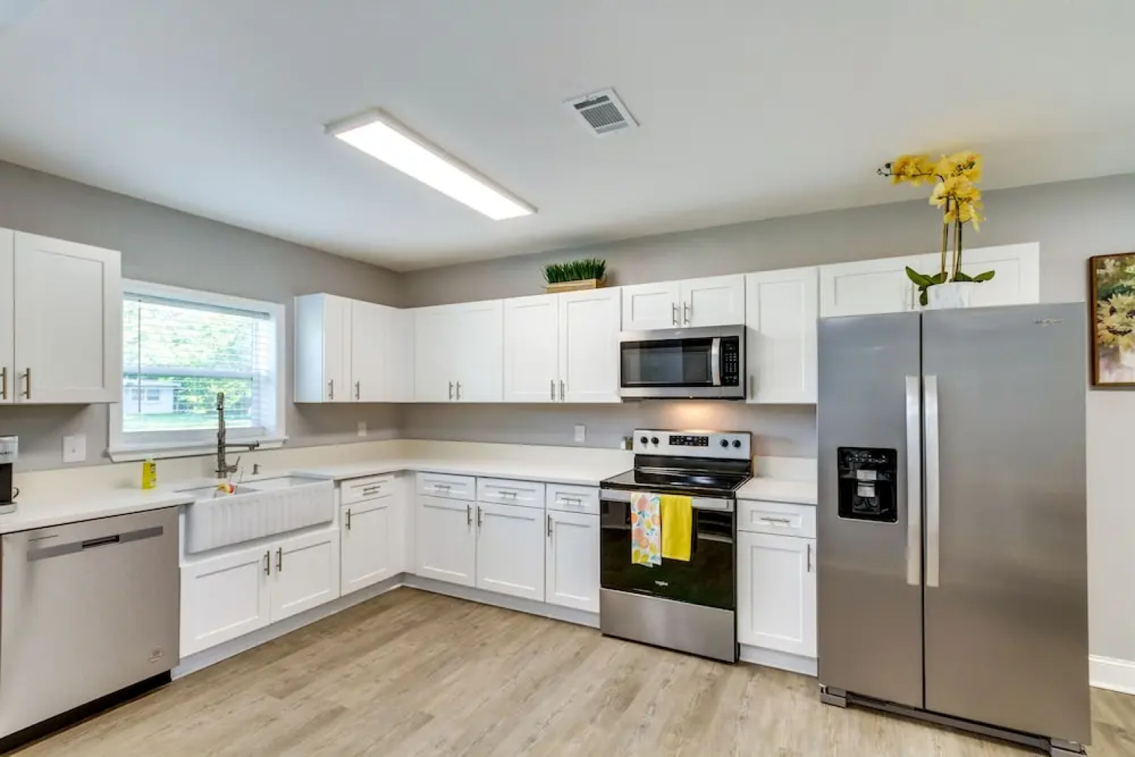 Pensacola Vacation Rental ~ 5 Mi to Beach!