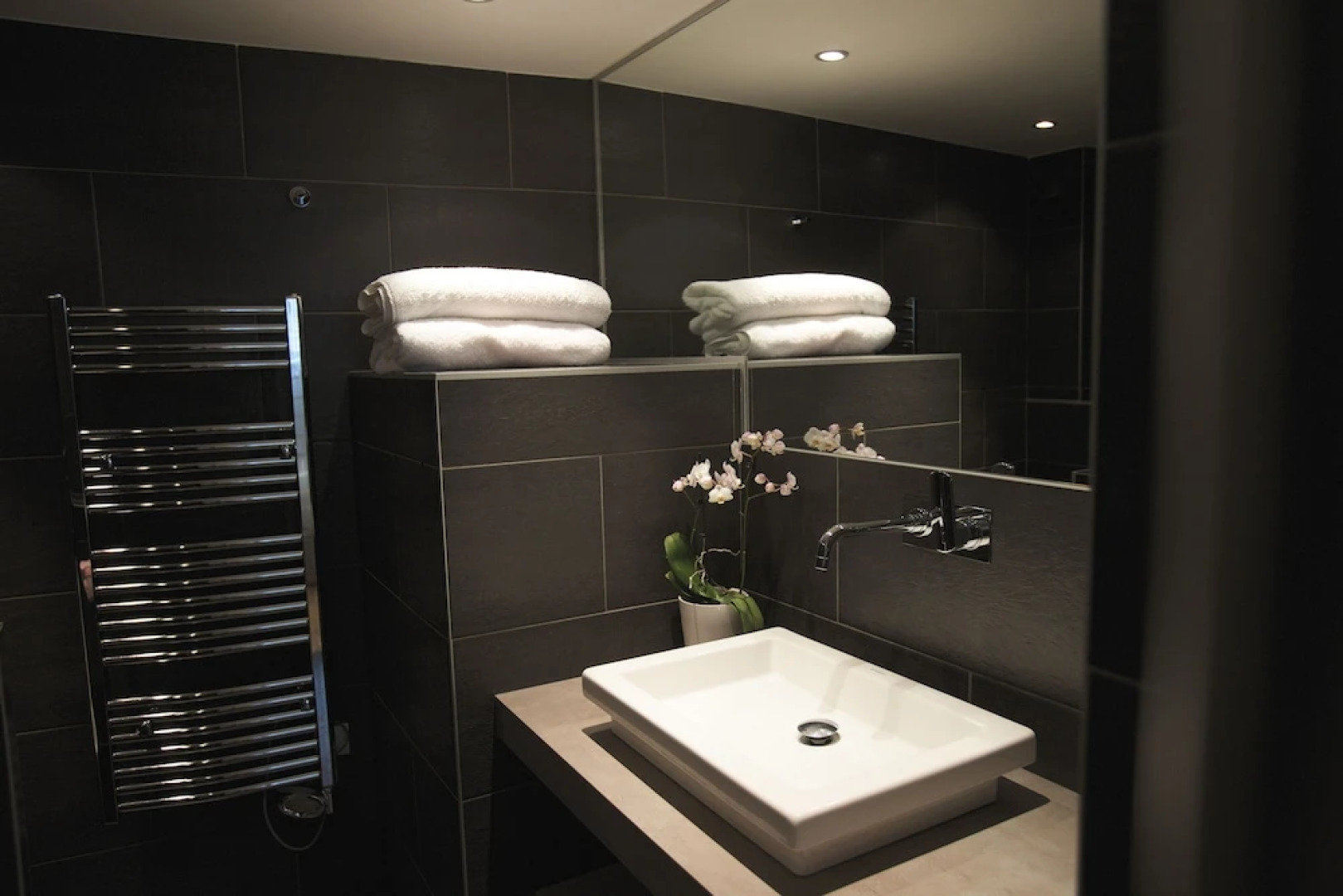 Beautiful studio 2p 200m from Lake