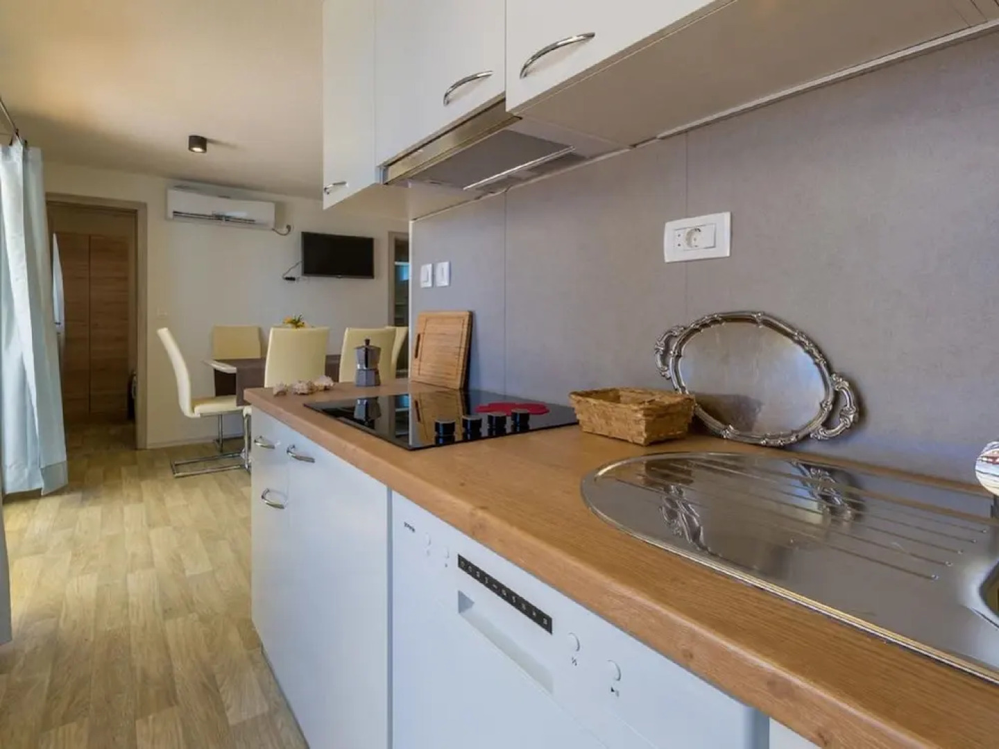 Gorgeous Mobile Home With Terrace Situated Near the Beach