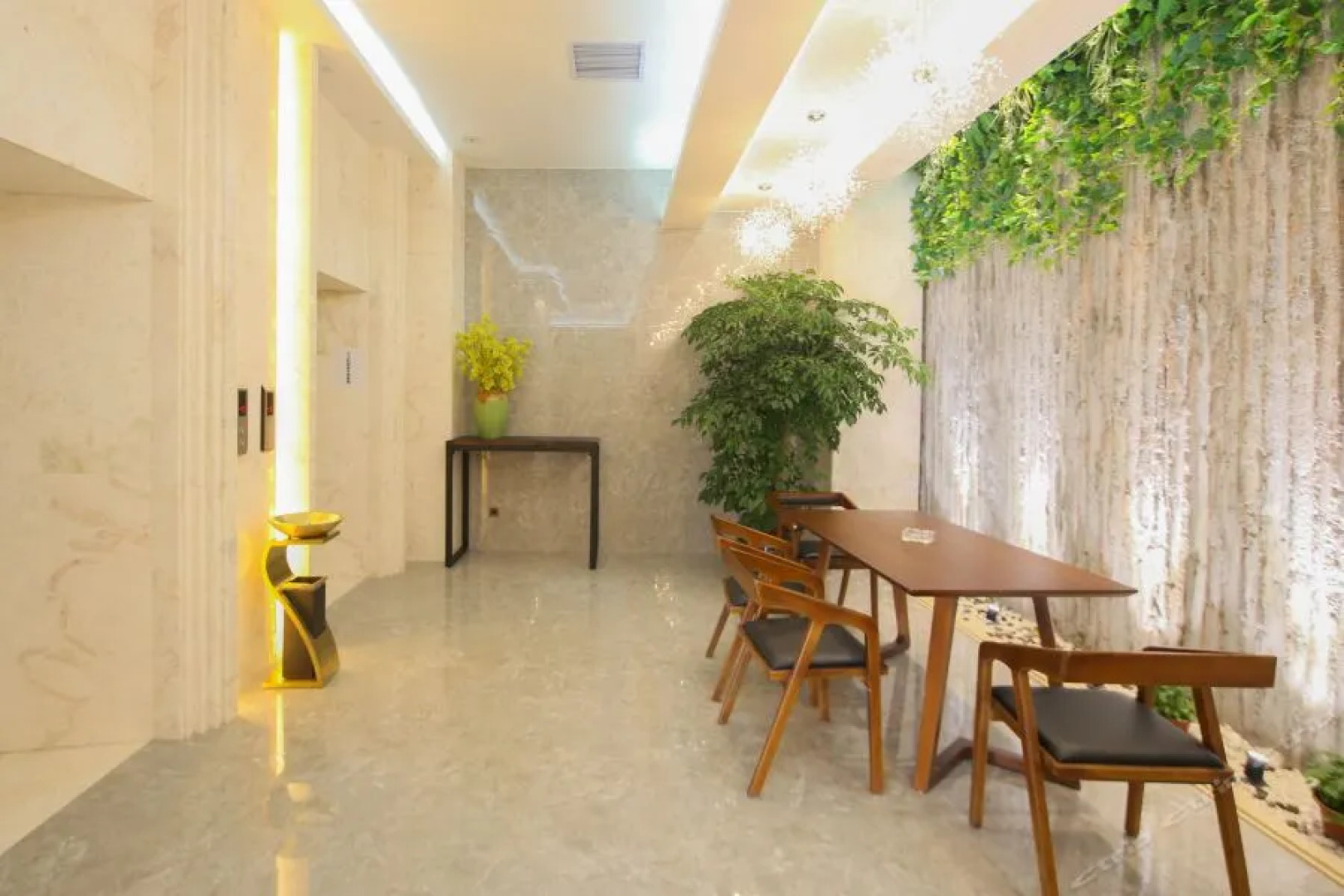 Renrenhong Guanpu Hotel