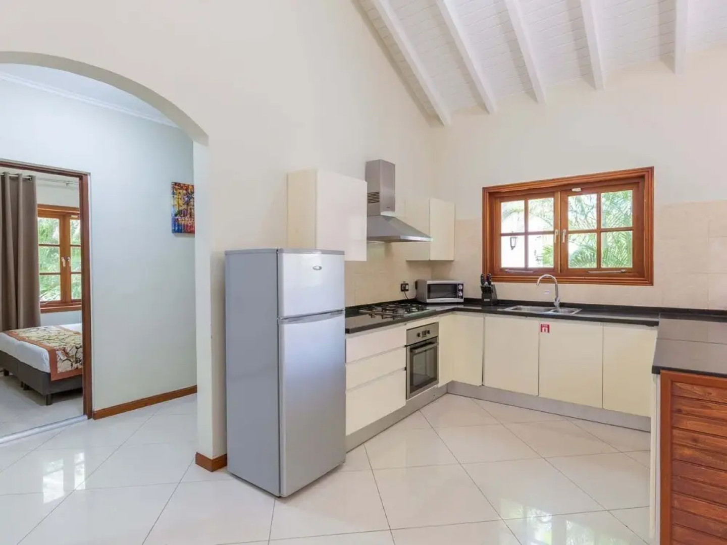 Modern Holiday Home Near Mambo Beach in Willemstad