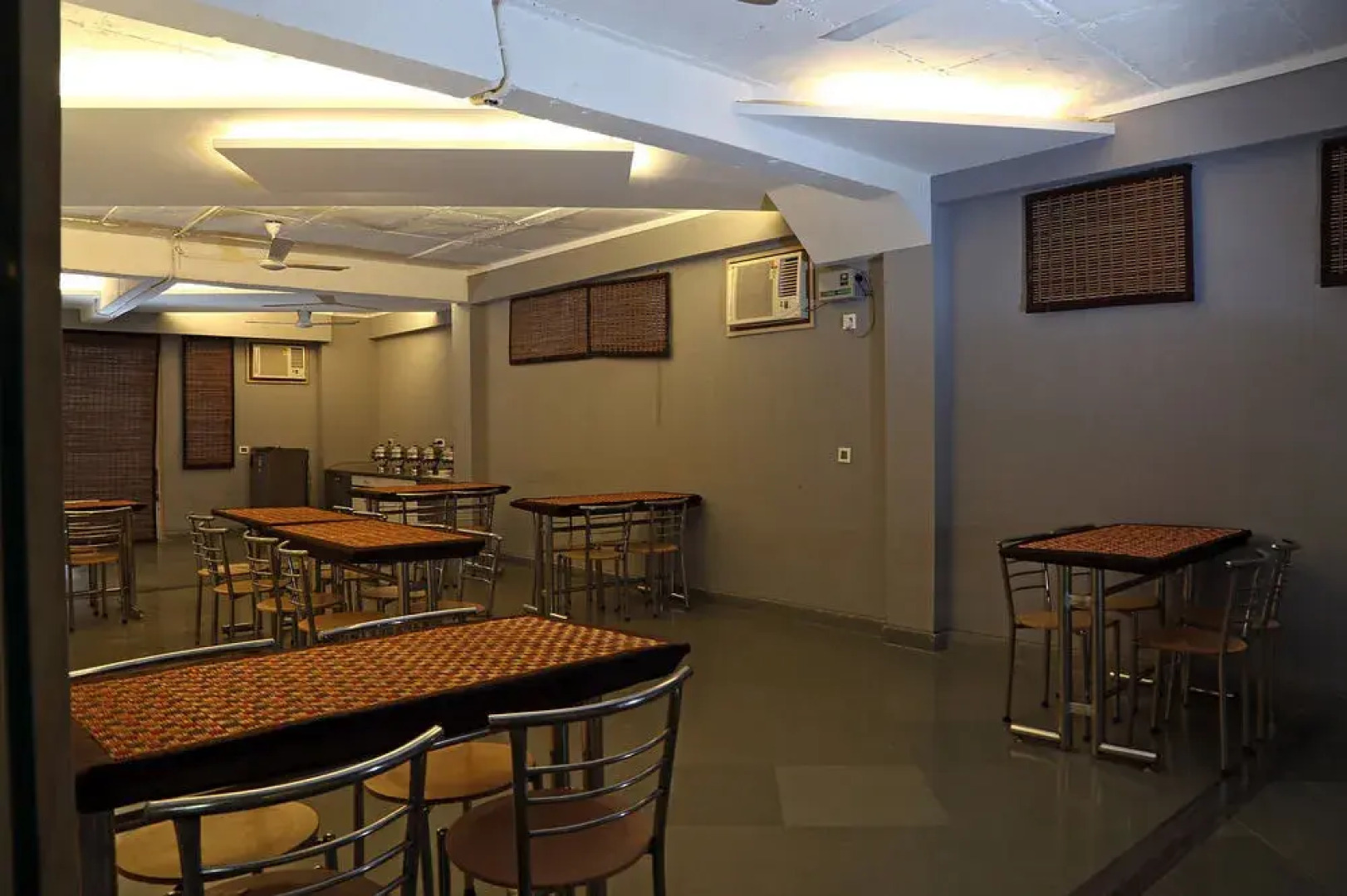 FabHotel Huda Sushant Lok