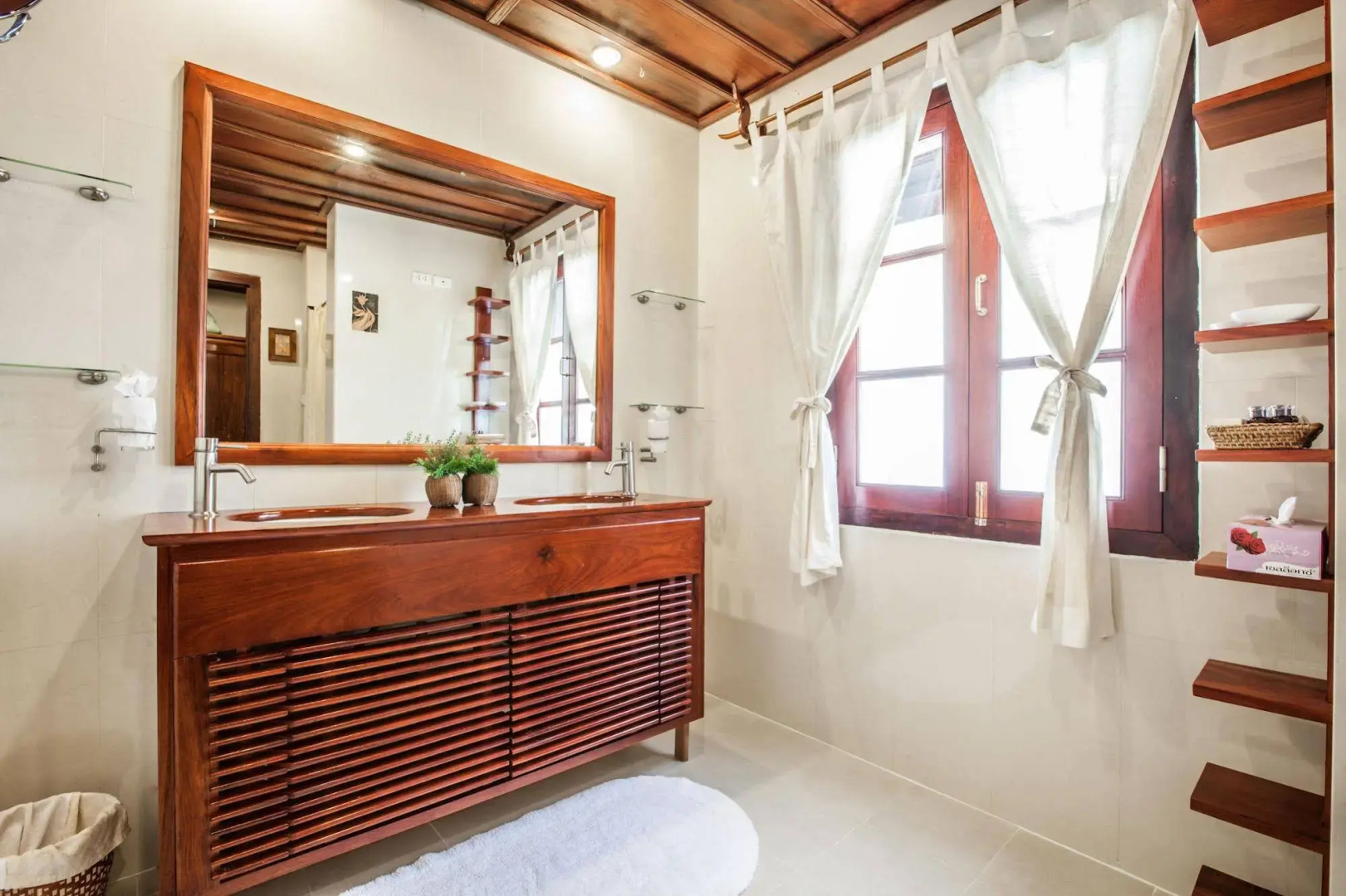 Mekong Riverview Hotel