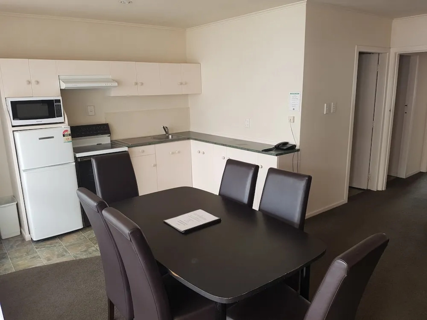 Boulevard Motel & Restaurant