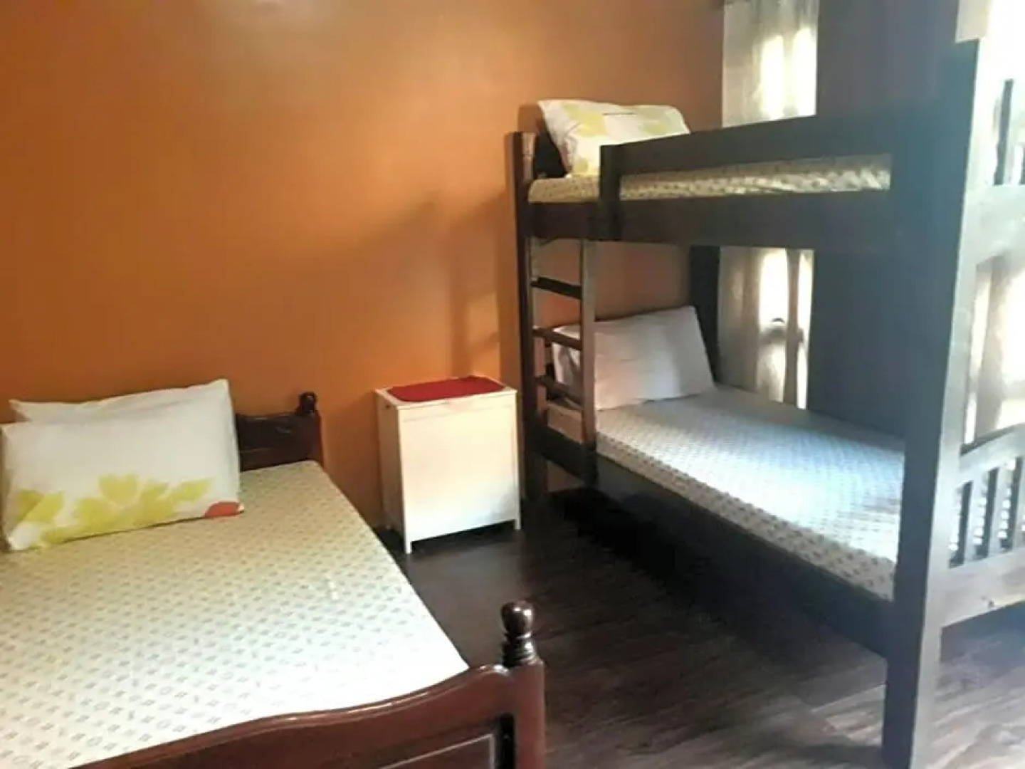 Bognot Lodge : Alvin Bognot Mt Pinatubo Guesthouse And Tours