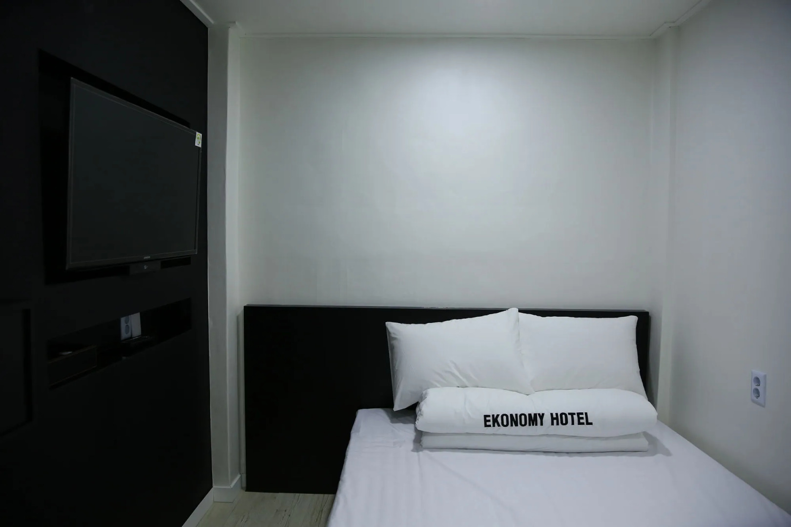 Ekonomy Hotel Gumi