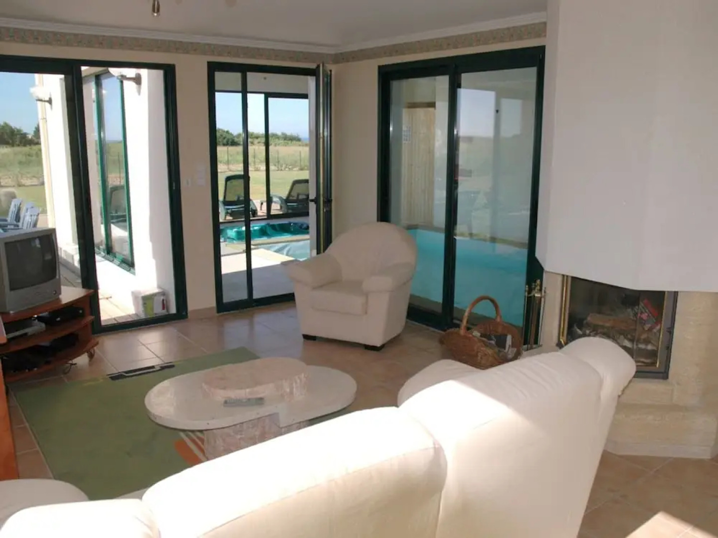 Scenic Villa in Moelan sur mer With Sauna