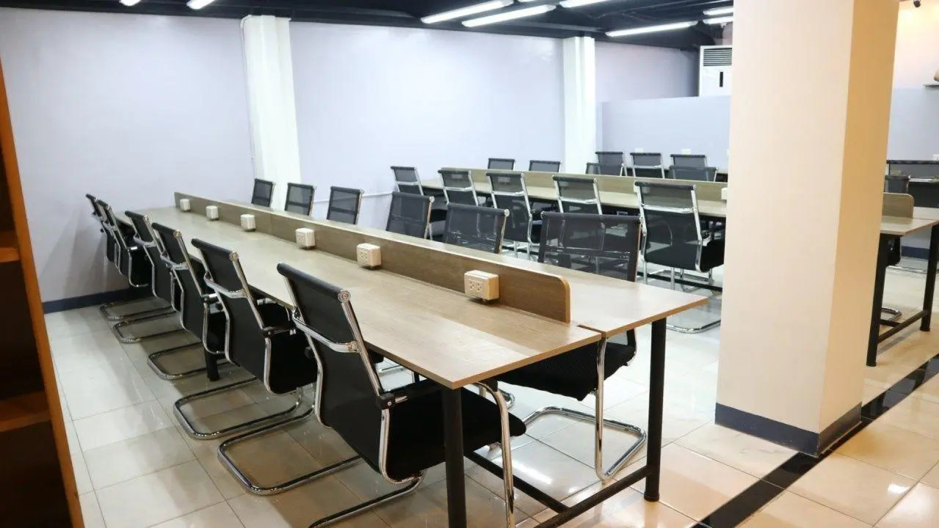 Nomad's Hub Coliving Hostel Cebu