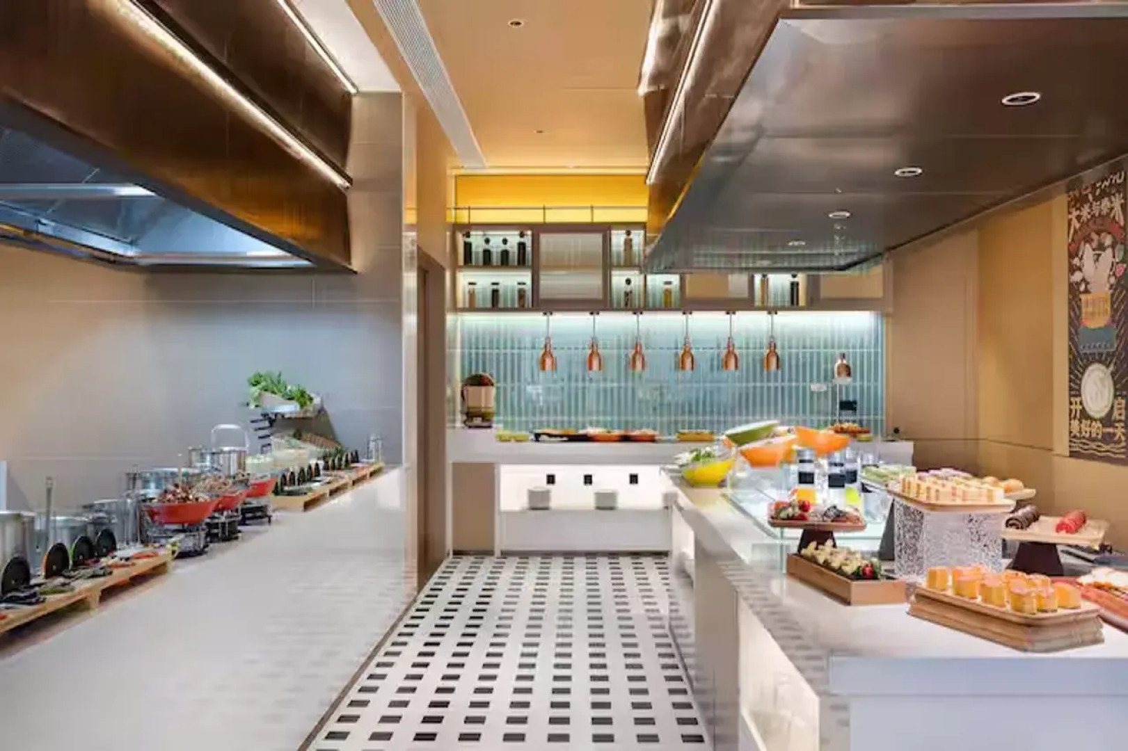 Home2 Suites by Hilton Xingyi Jushan Plaza