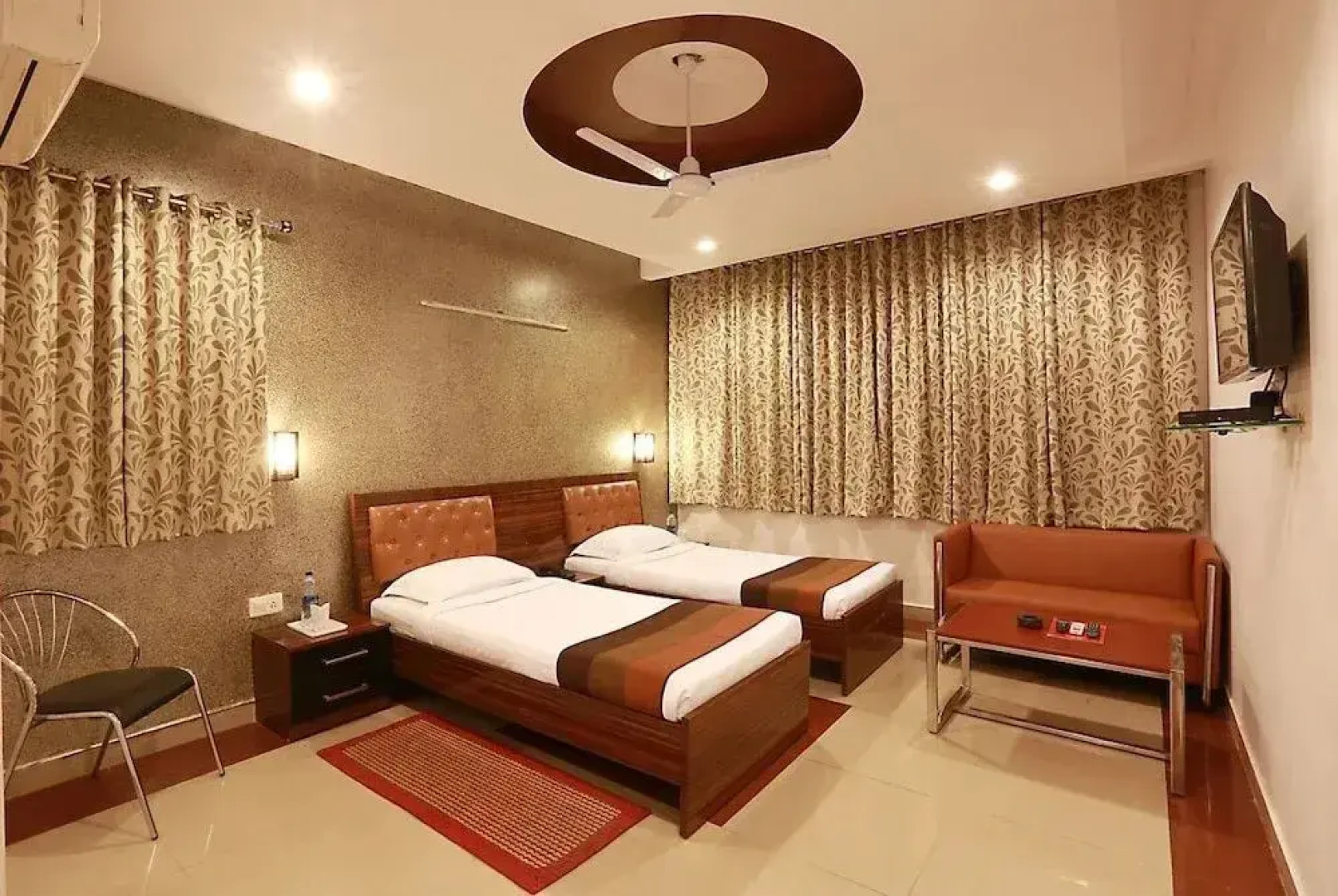 Pawanputra Hotel