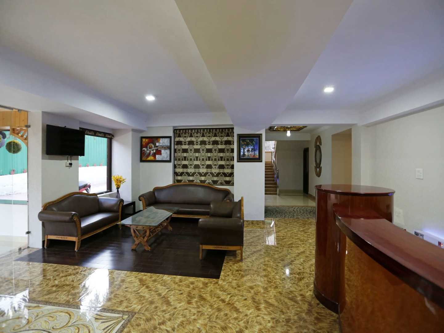 OYO 9101 Shoghi Eco Valley