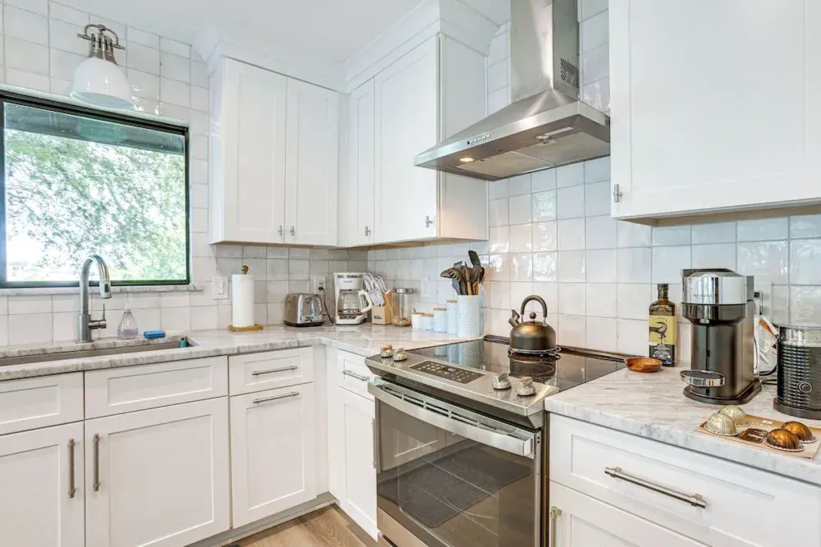 Willis Waterfront Home w/ Deck on Lake Conroe!