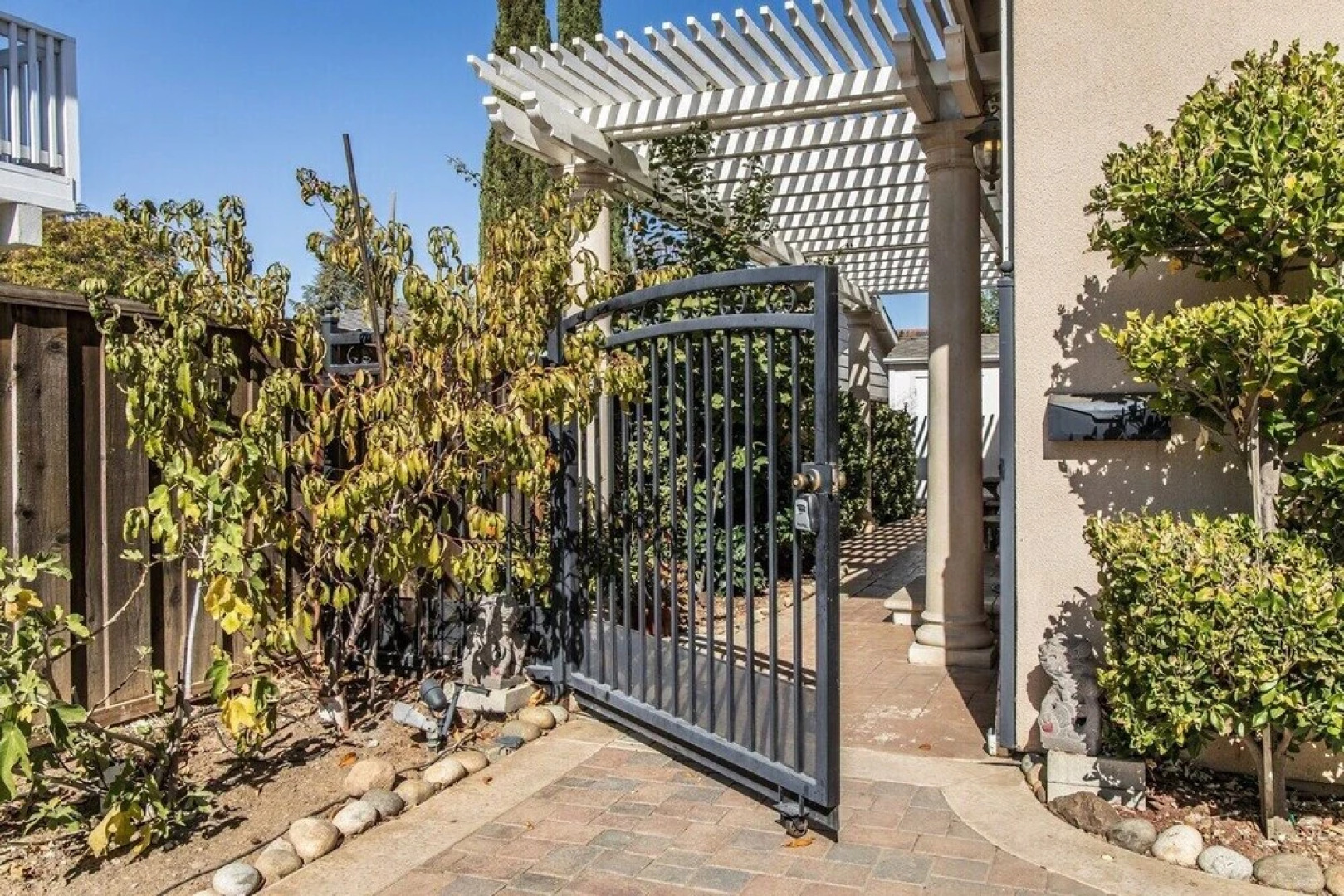 Lovely 2-bedroom in Cupertino