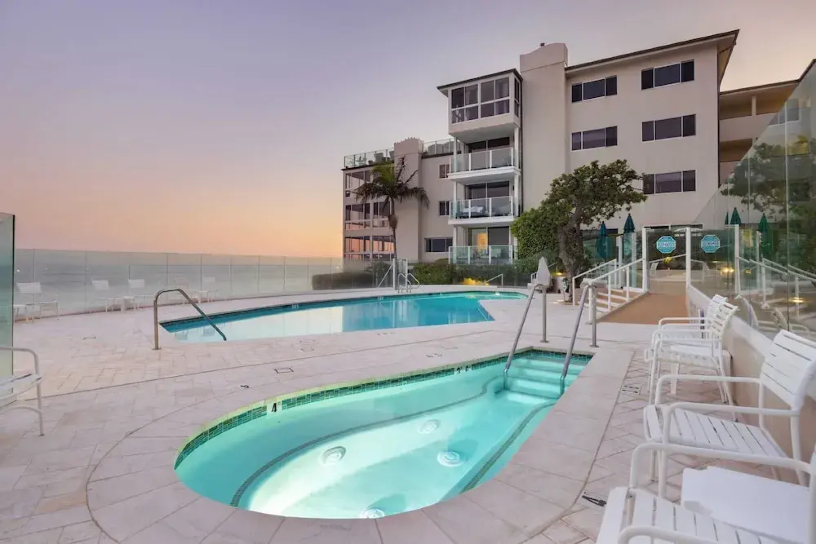 Oceanfront Gem w/ Balcony, Pool, Hot Tub & Carbon Beach Access Bluewater Haven by Avantstay