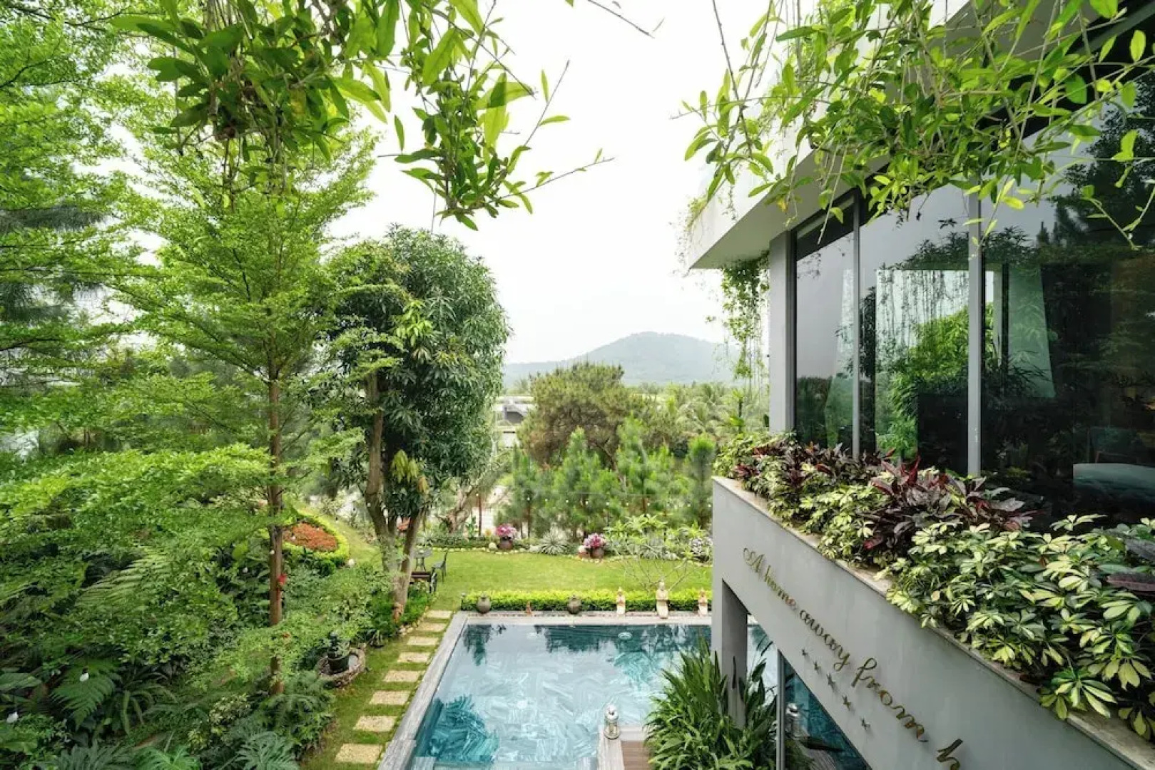 Lamaster Homes F1.8 Venus Resort