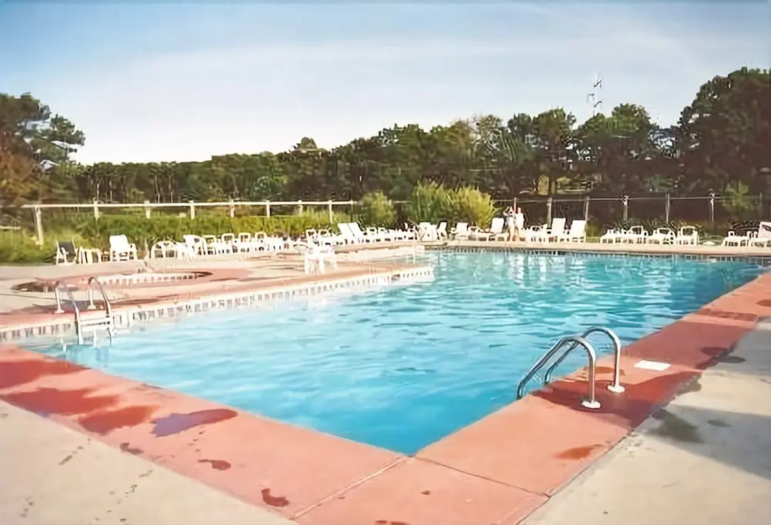 87 Chilton - 2 Bedroom Condo