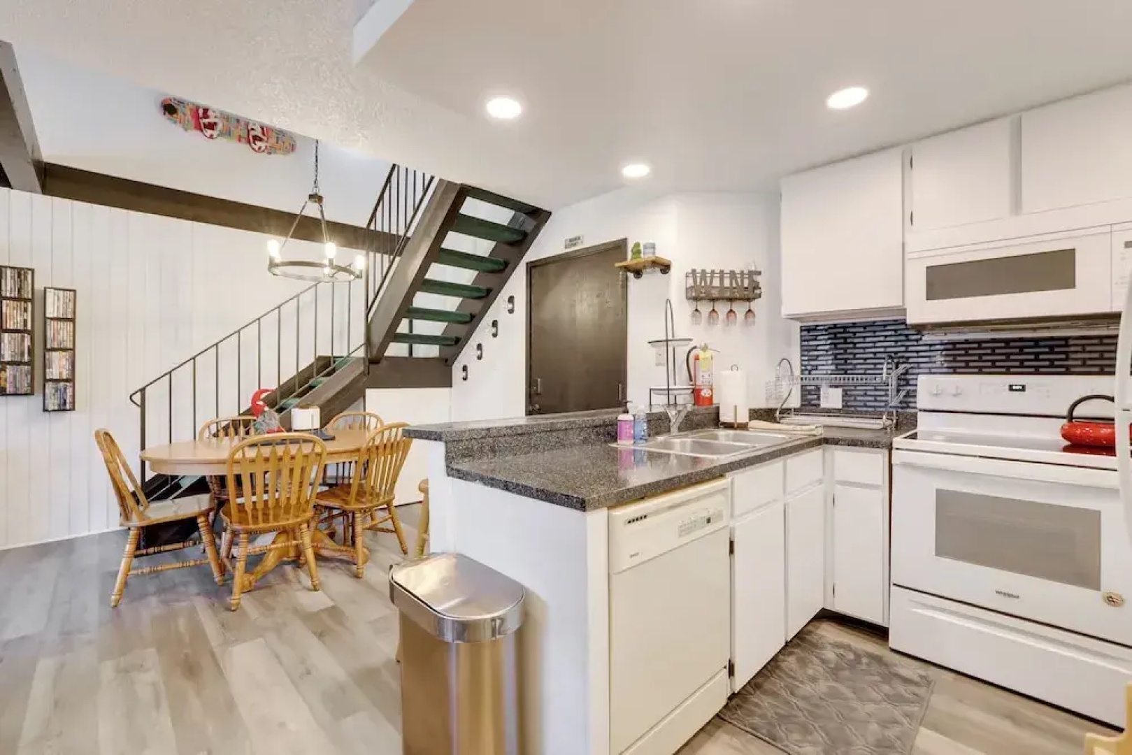 Ski-in/out Condo w/ Hot Tub Access in Brian Head!