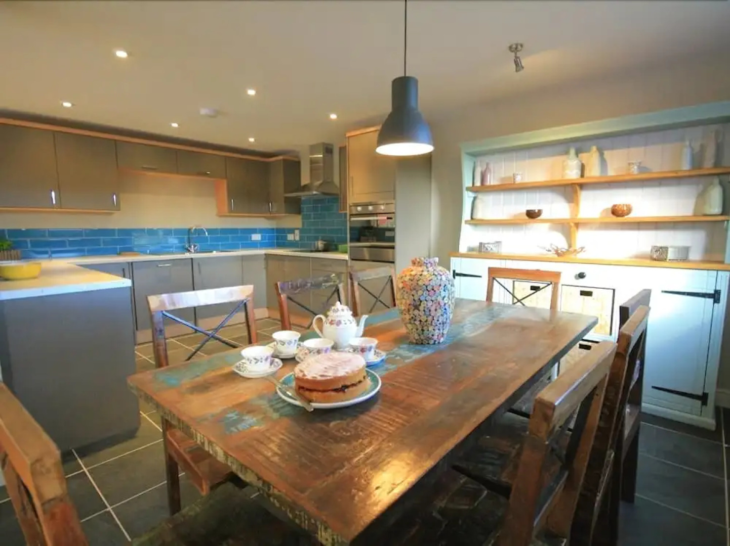 Cobnut Barn, Bourton On The Water